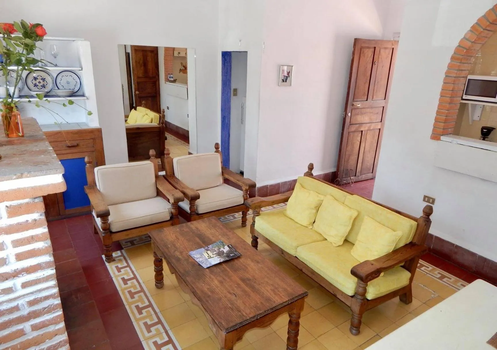 Living room in Suites Santo Domingo