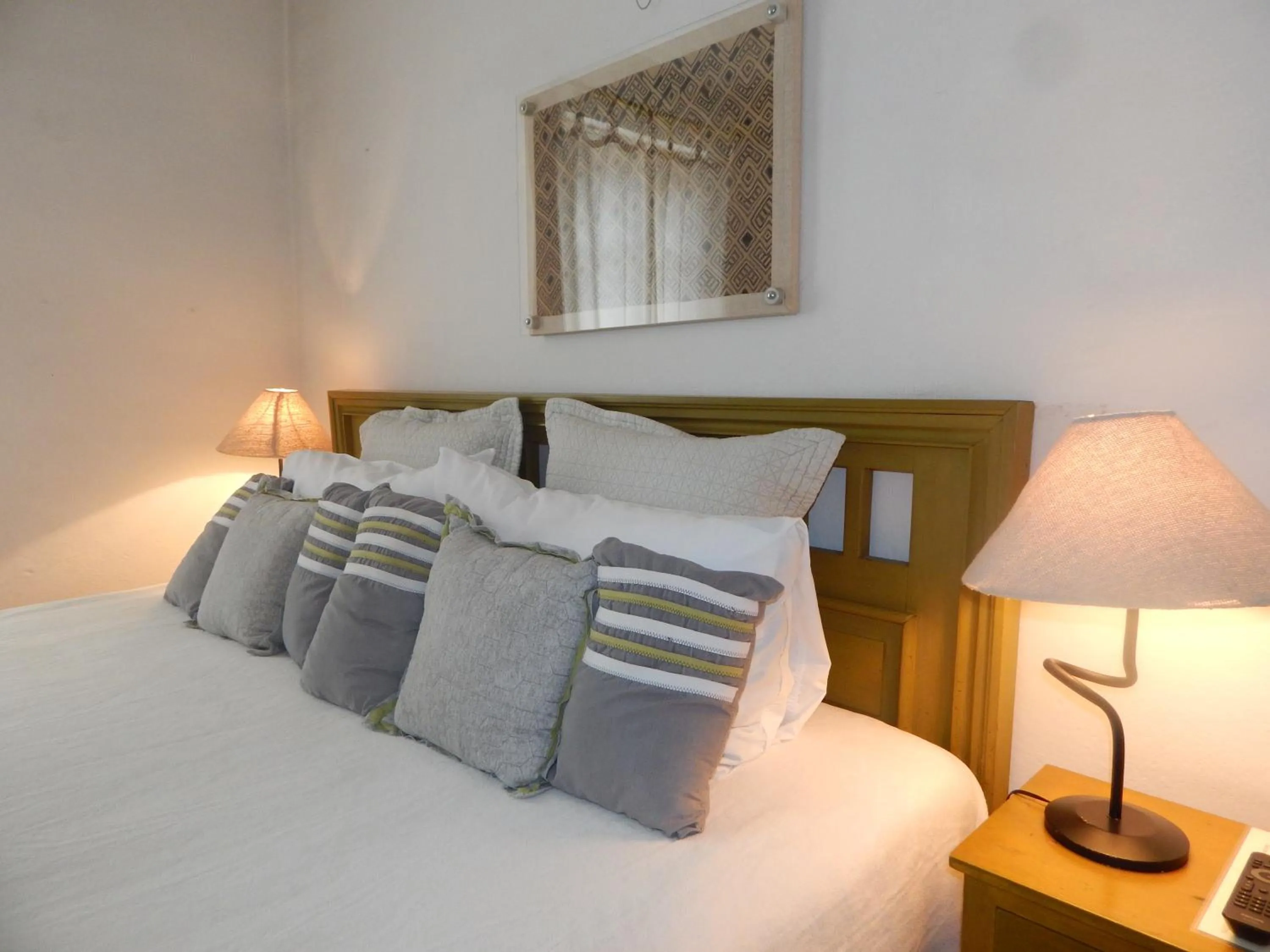 Bedroom, Bed in Suites Santo Domingo