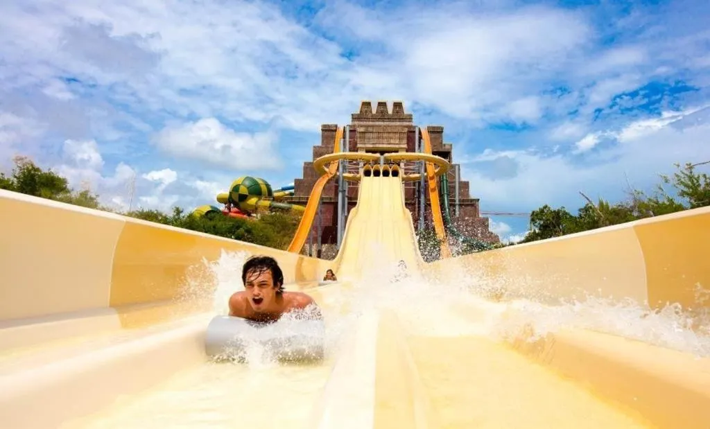 Aqua park in Hotel Luna De Plata Mahahual
