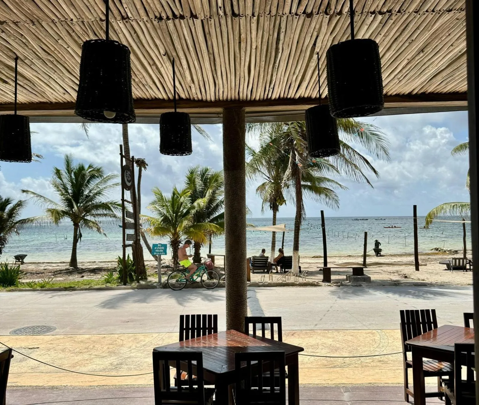 Restaurant/places to eat in Hotel Luna De Plata Mahahual