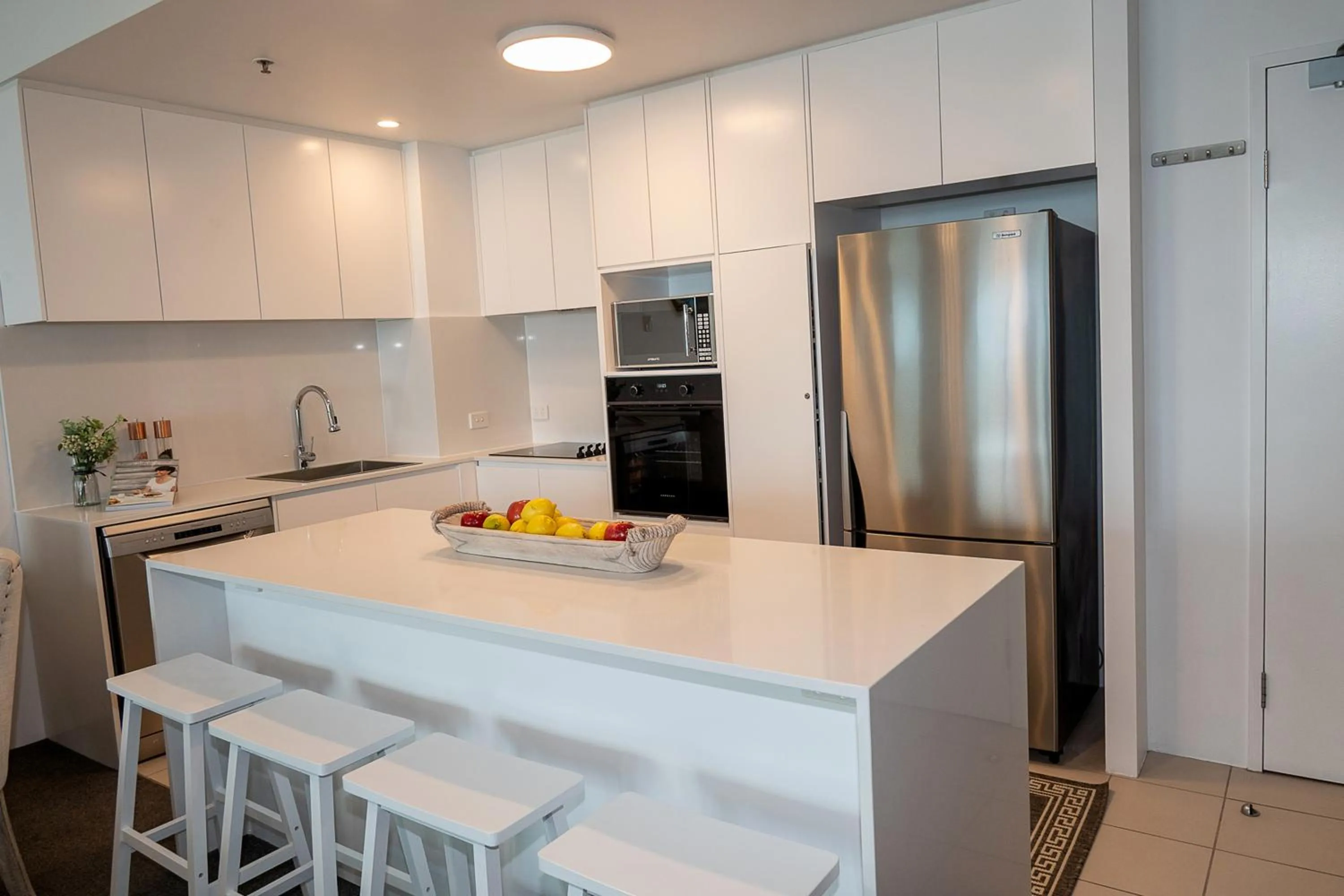 Kitchen or kitchenette in The Grand Apartments