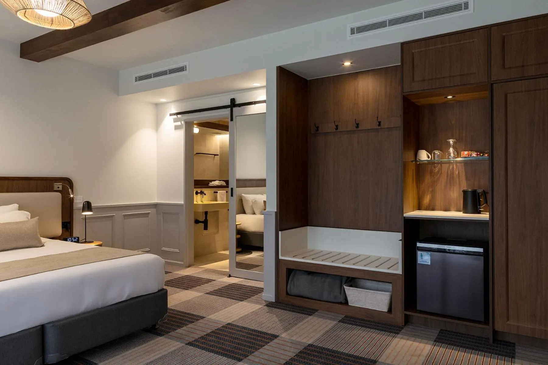 Bed in Thurgoona Country Club Resort