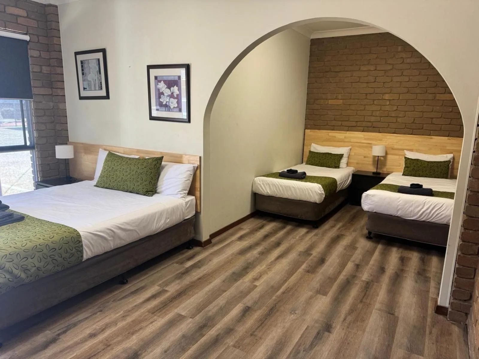 Bed in Albury Classic Motor Inn