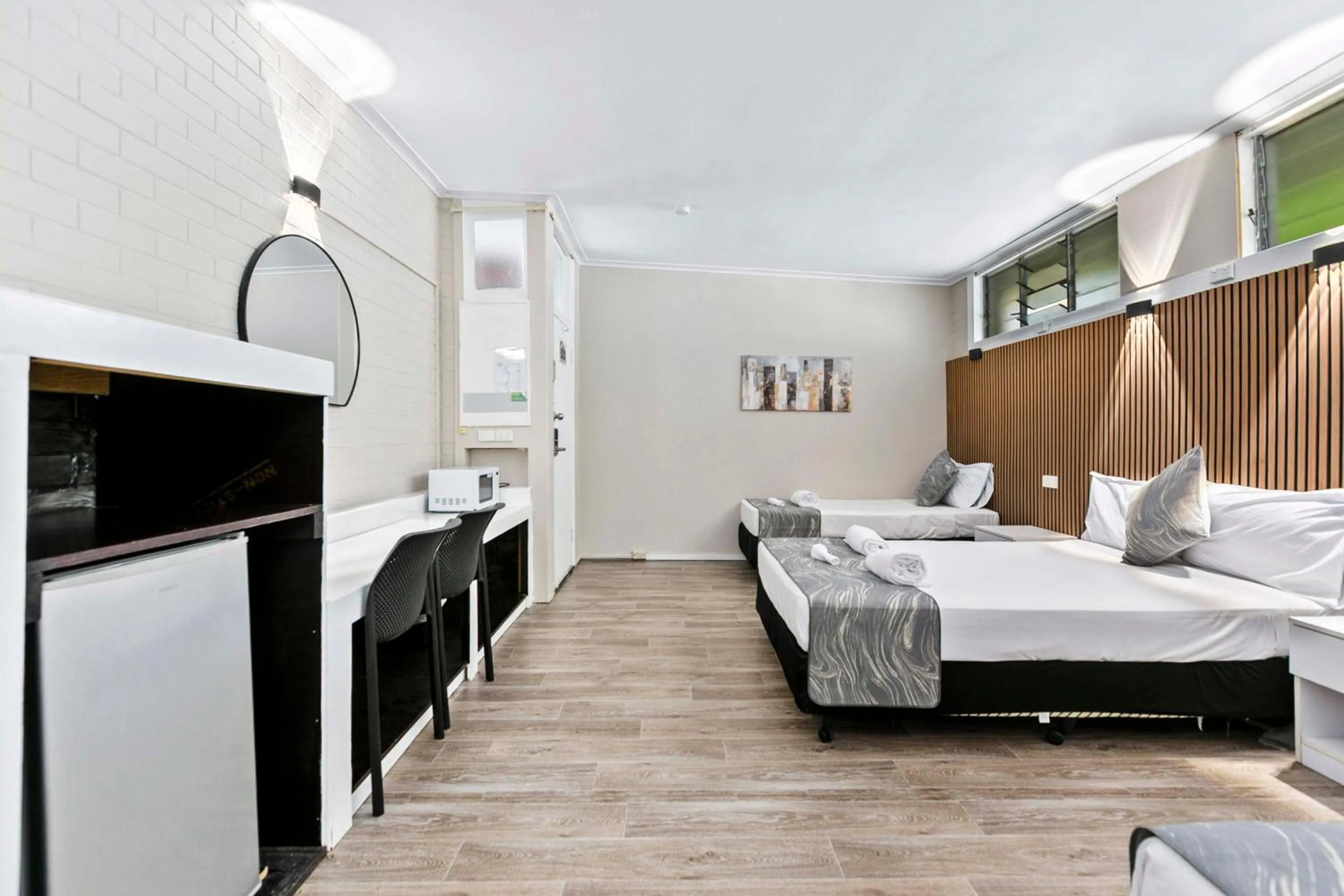 Bedroom, Bed in Arkana Motel Maryborough, SureStay Collection by Best Western