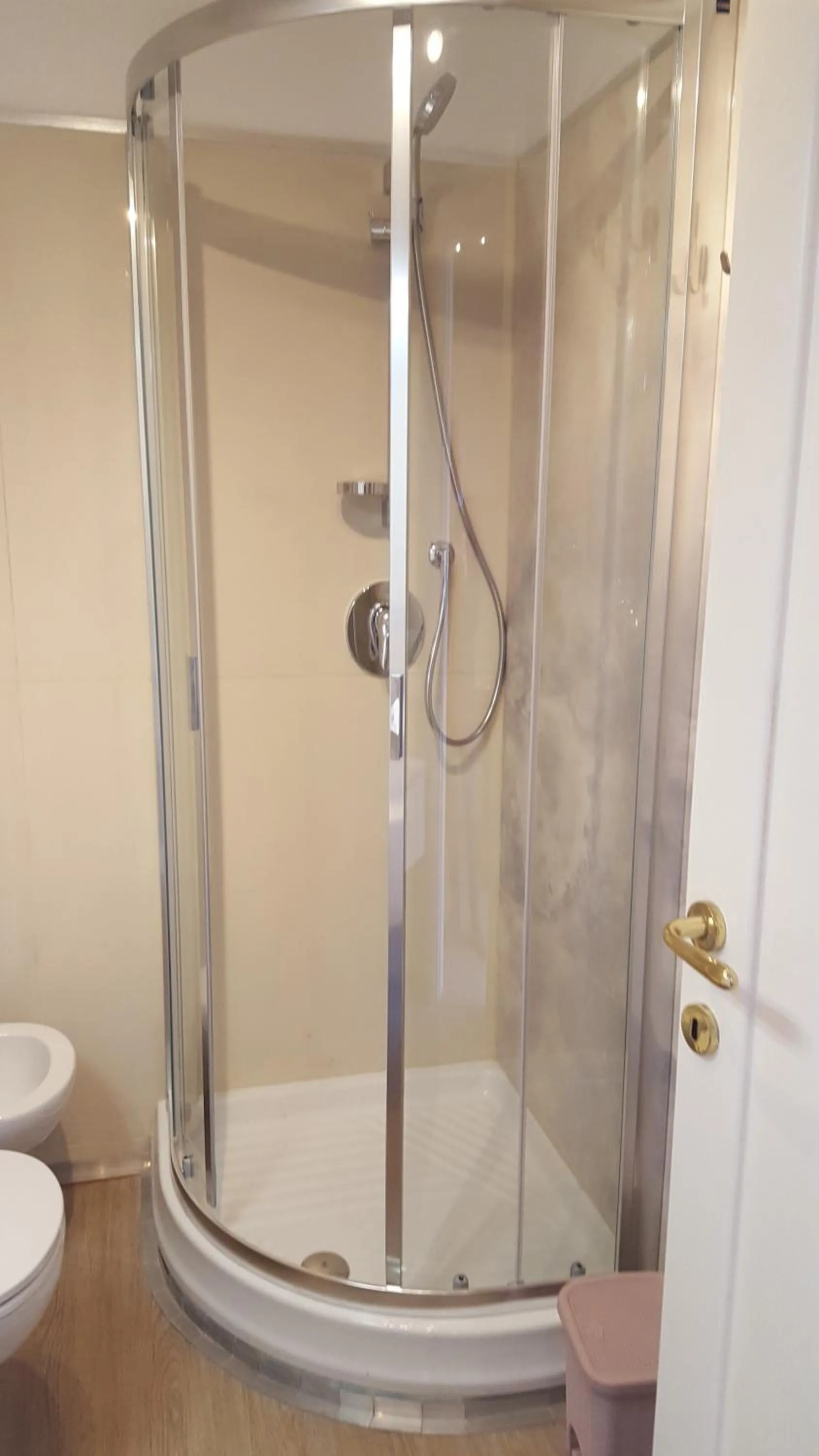 Bathroom in Rocca Palazzaccio