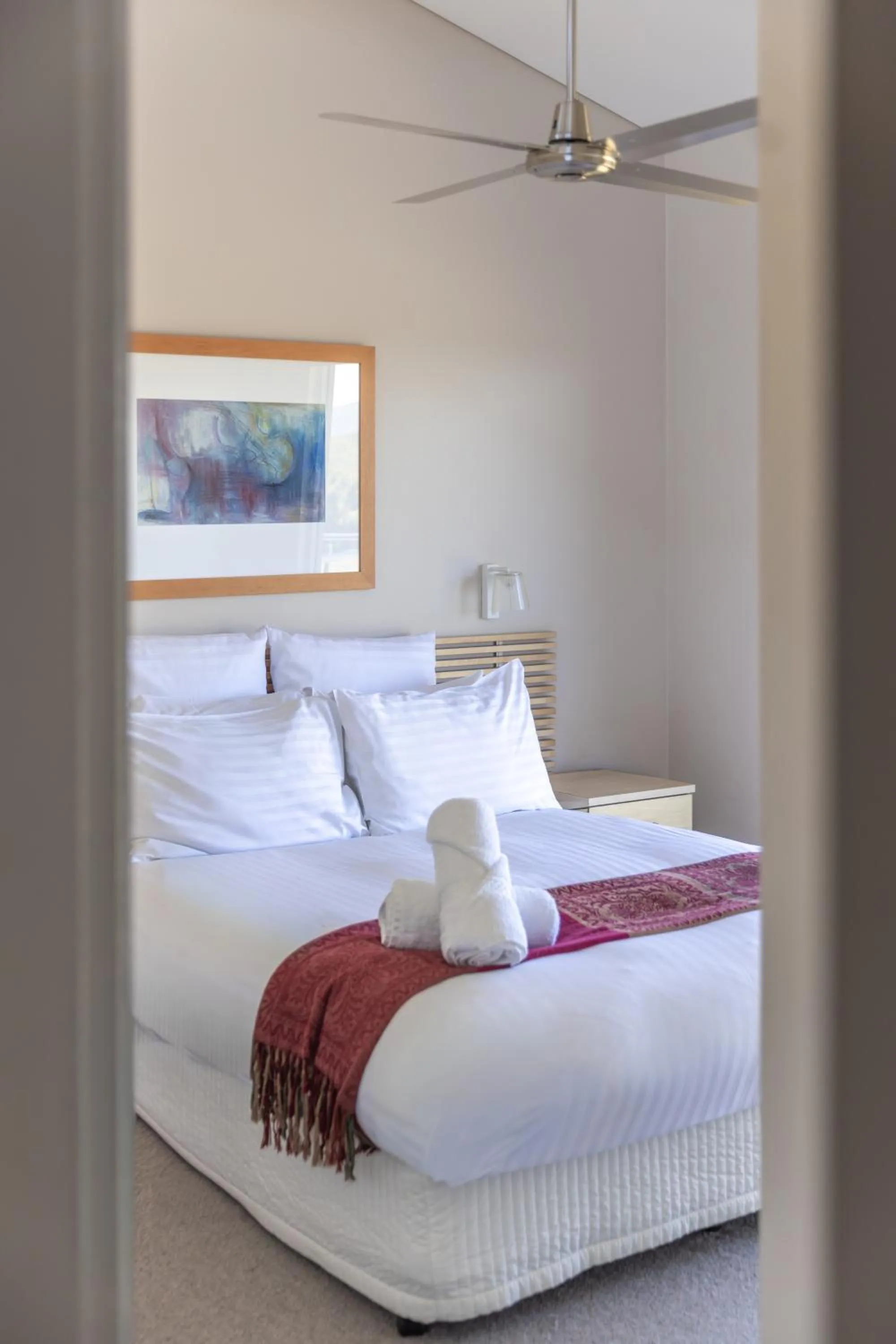 Property building, Bed in Adina Vineyard