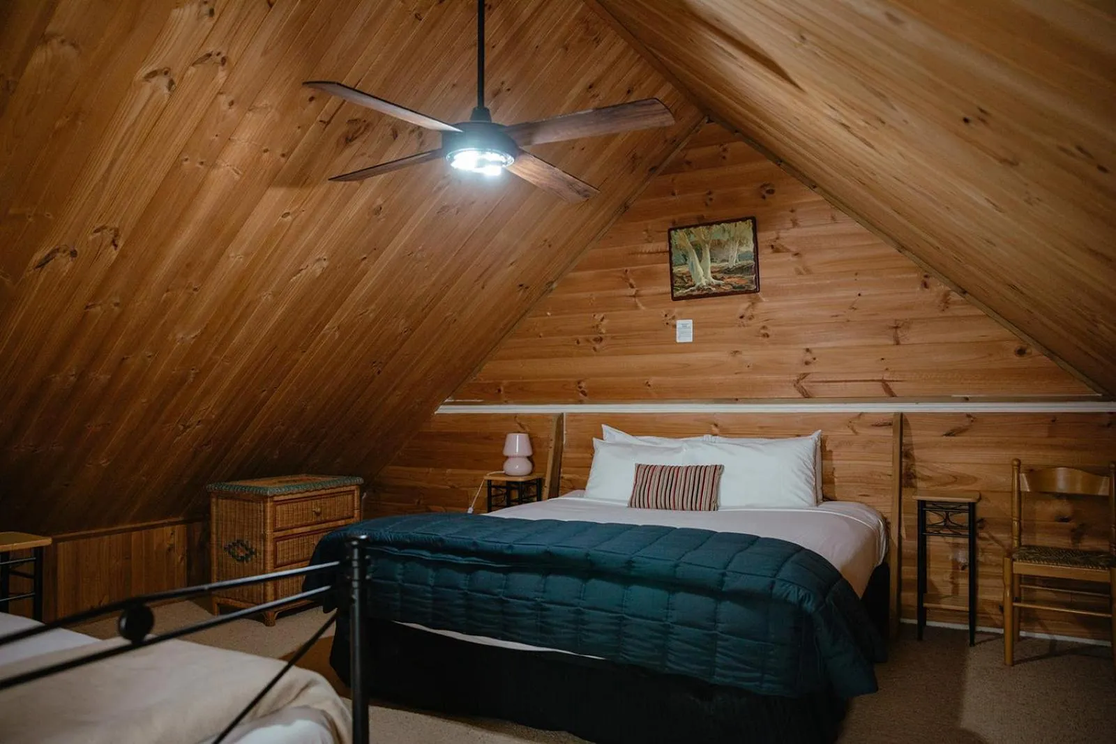 Bed in Bluebush Estate