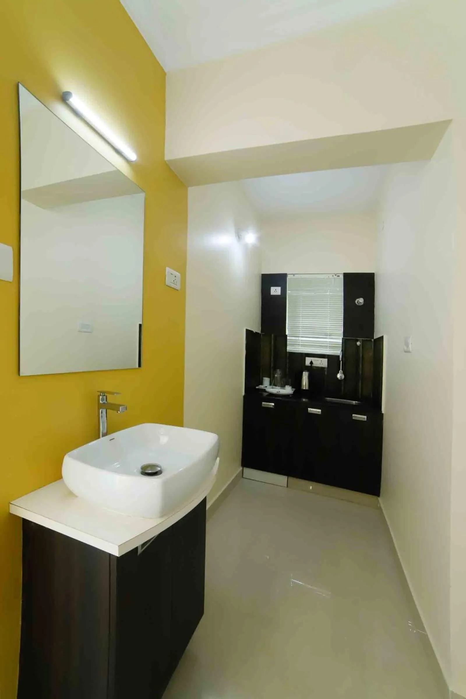 Area and facilities in Daan Ambalath Maple Leaves