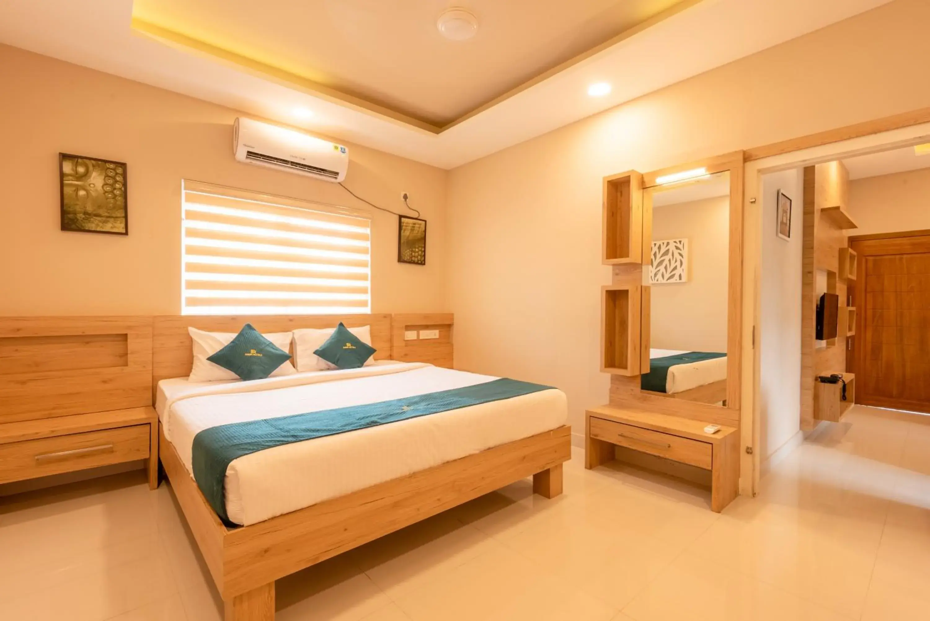 Bed in Daan Ambalath Maple Leaves Bed in Daan Ambalath Maple Leaves