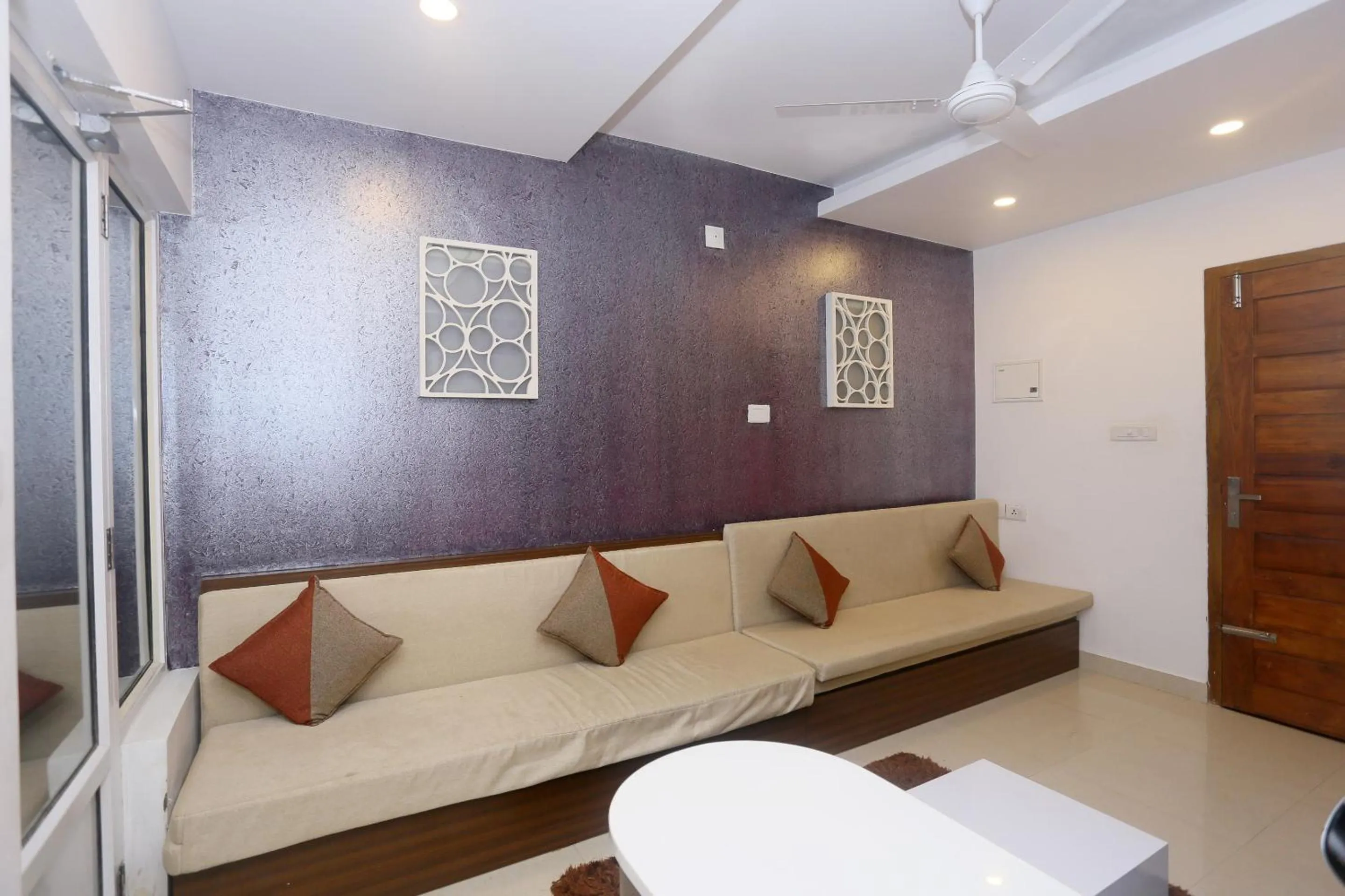 Bedroom in Daan Ambalath Maple Leaves