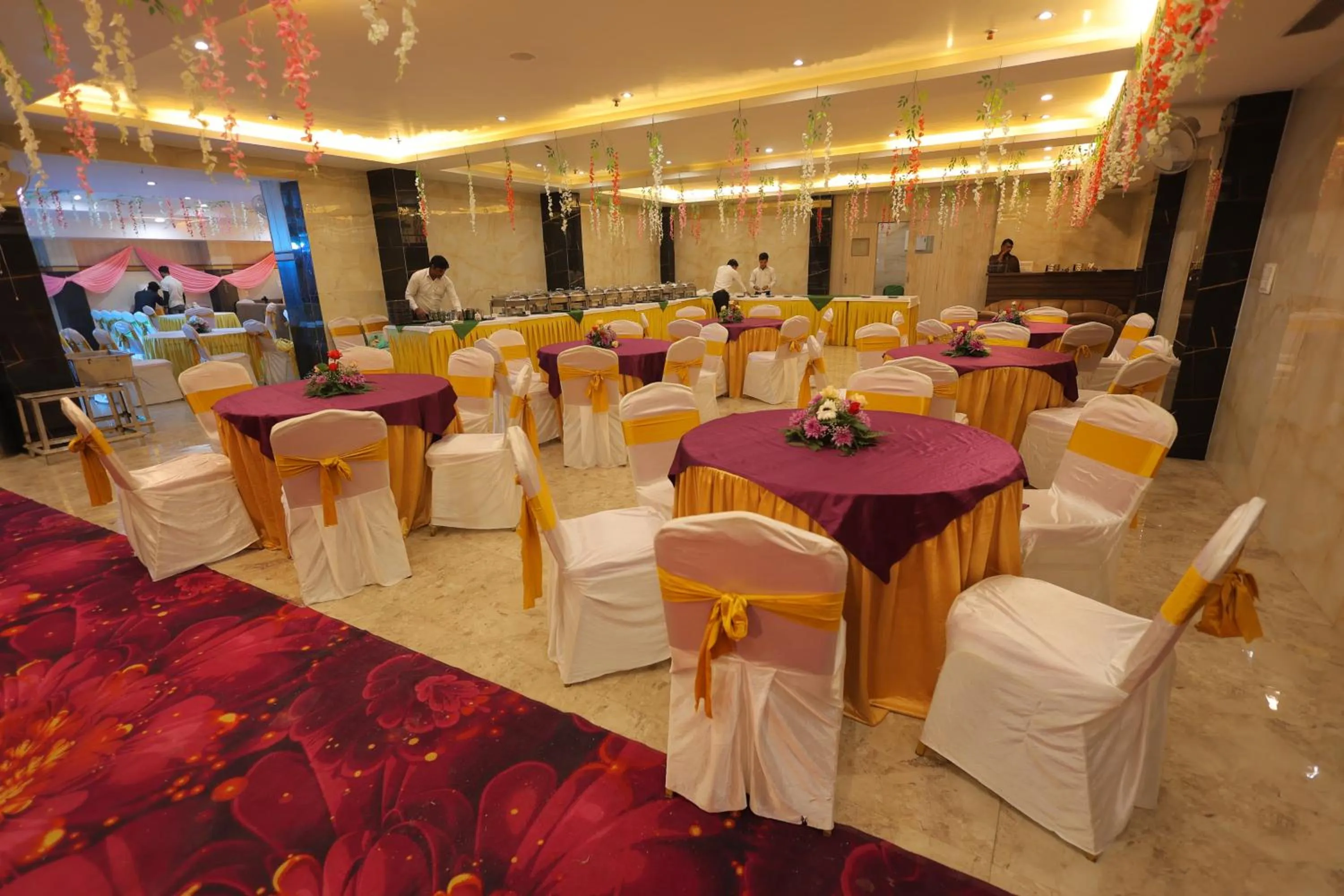 Banquet/Function facilities in Hotel Anand Villa