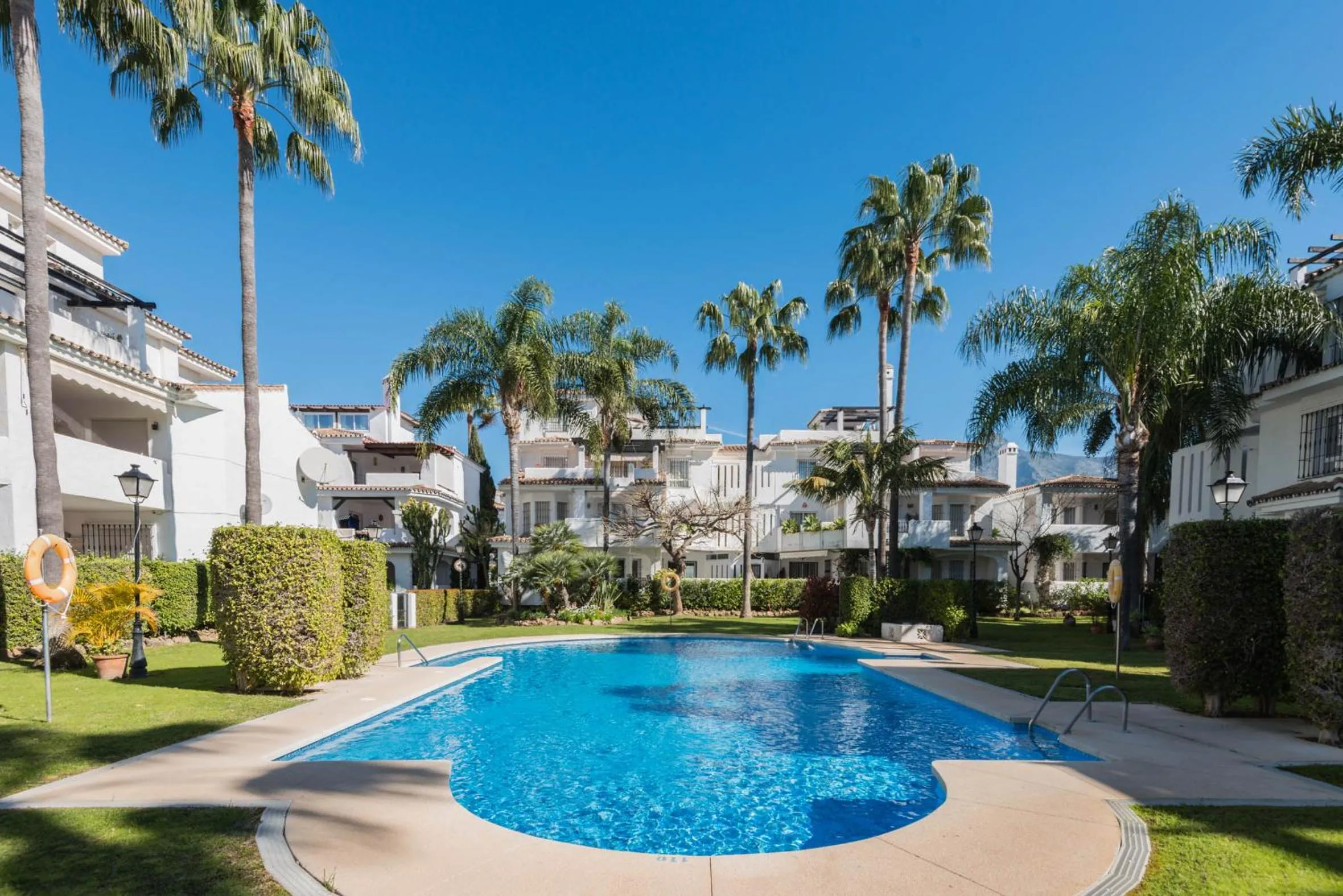 Bello Naranjo, Puerto Banus Los naranjos de Marbella