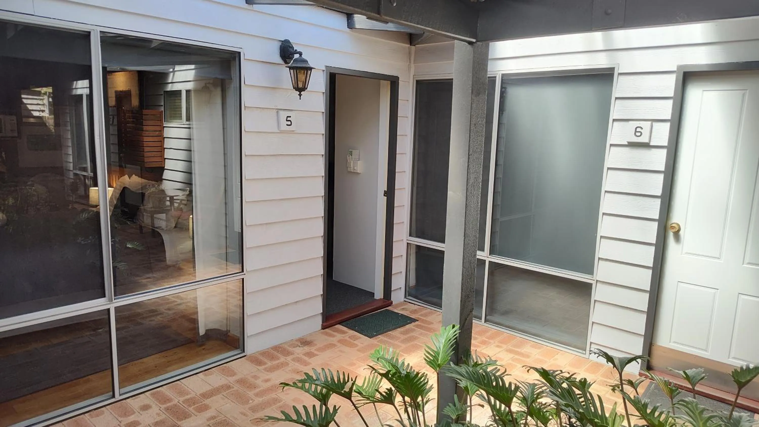 Facade/entrance in Adamsons Riverside