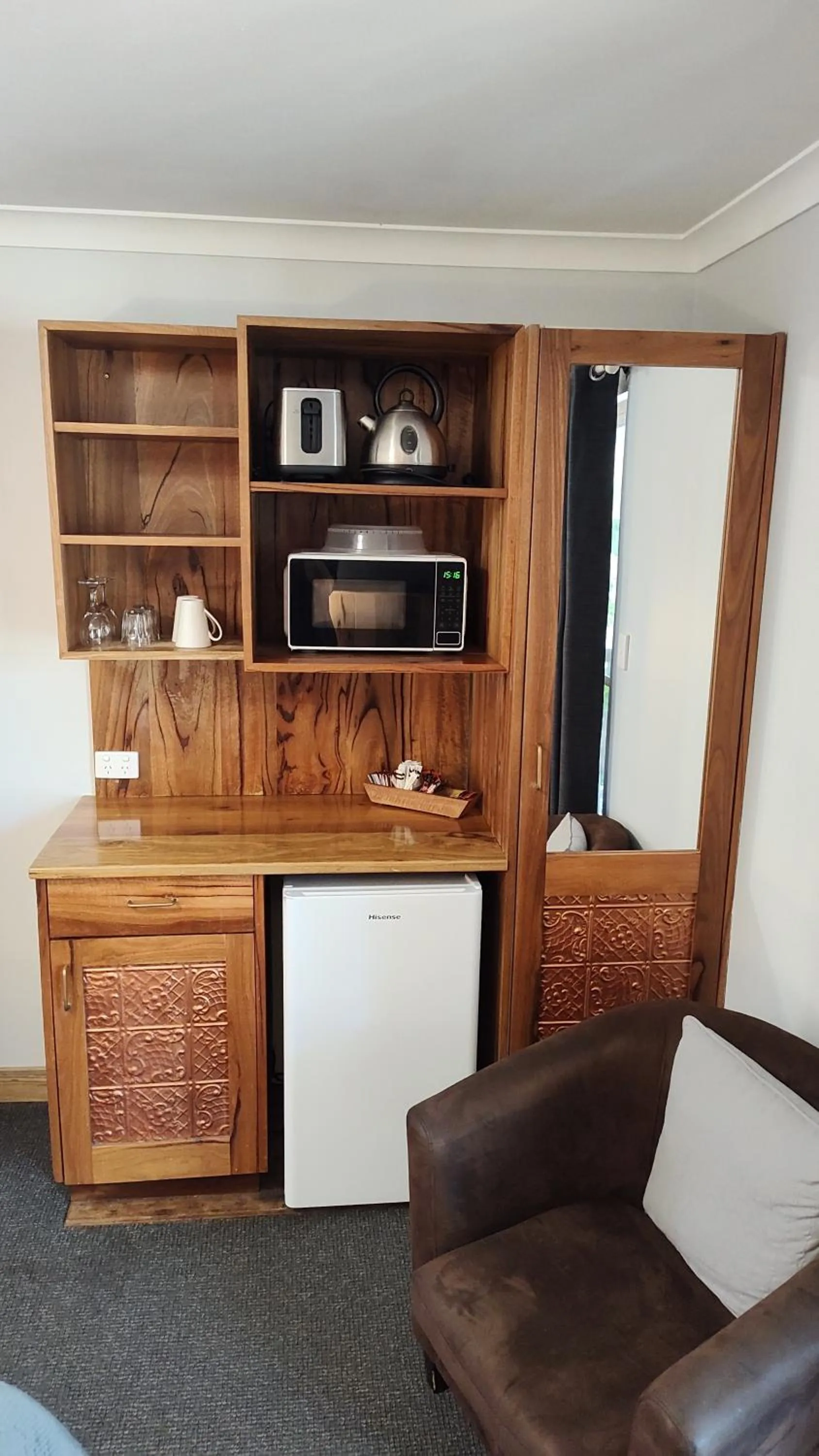 Coffee/tea facilities in Adamsons Riverside