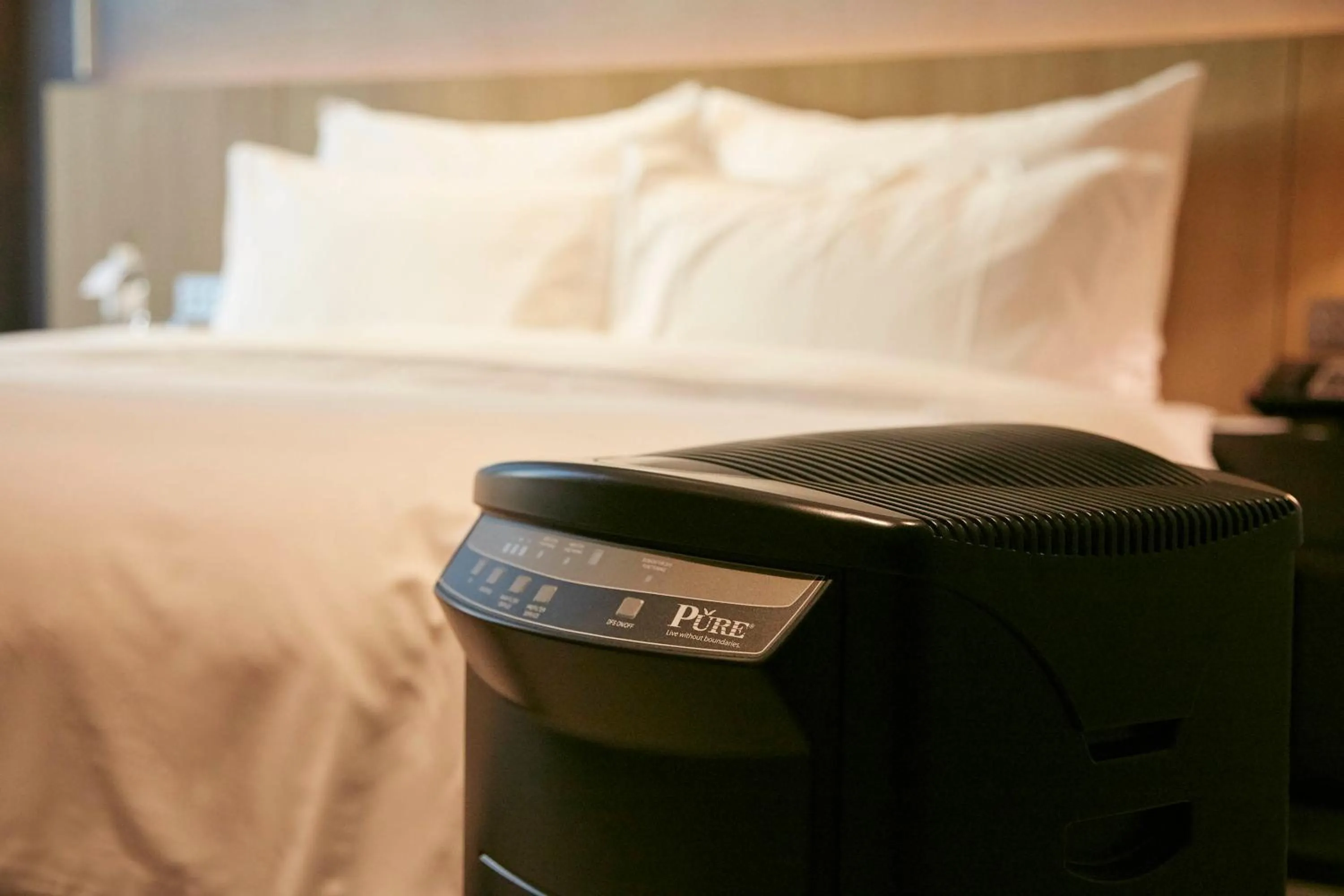 Bedroom, Bed in Le Meridien Taipei