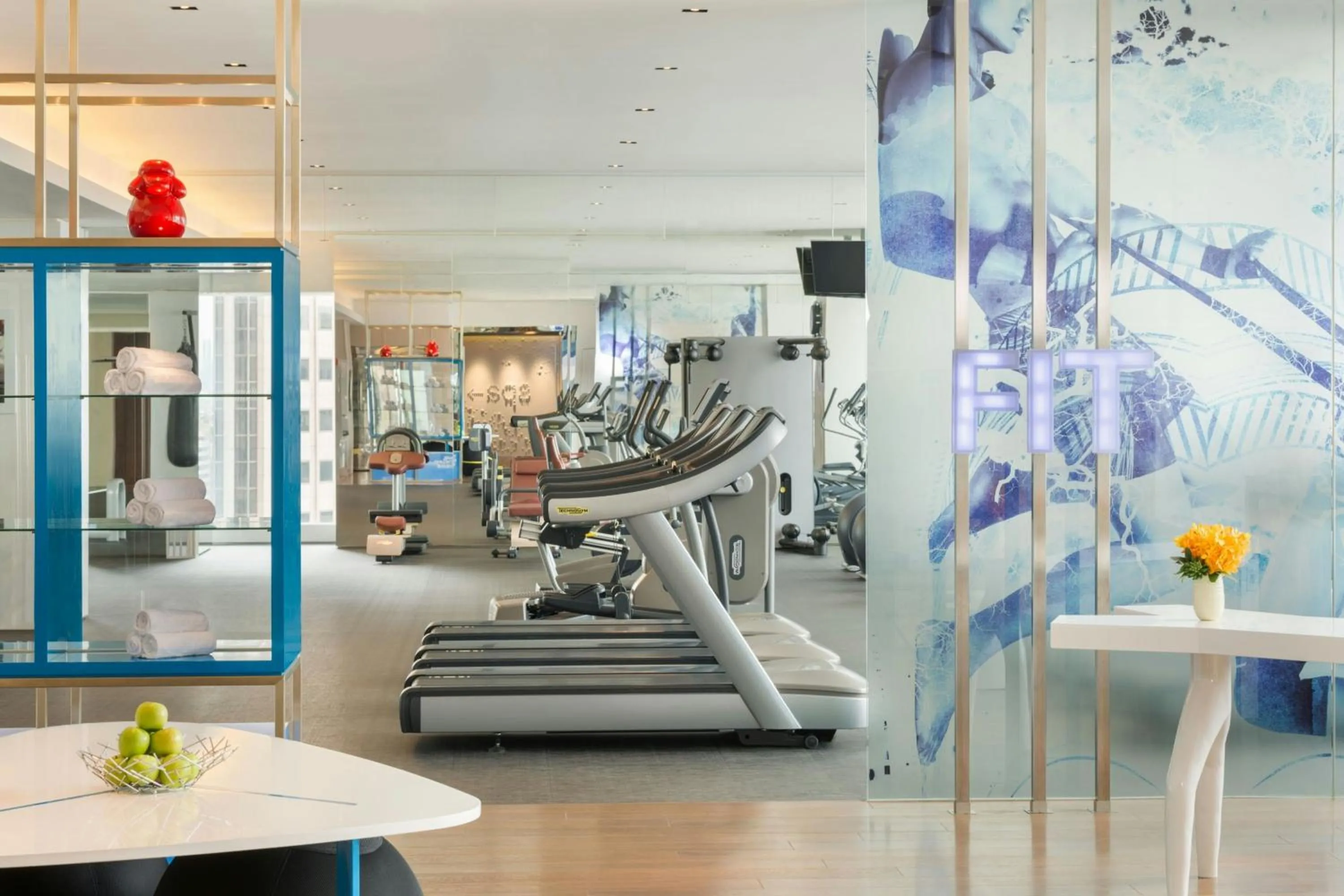 Fitness centre/facilities in W Taipei