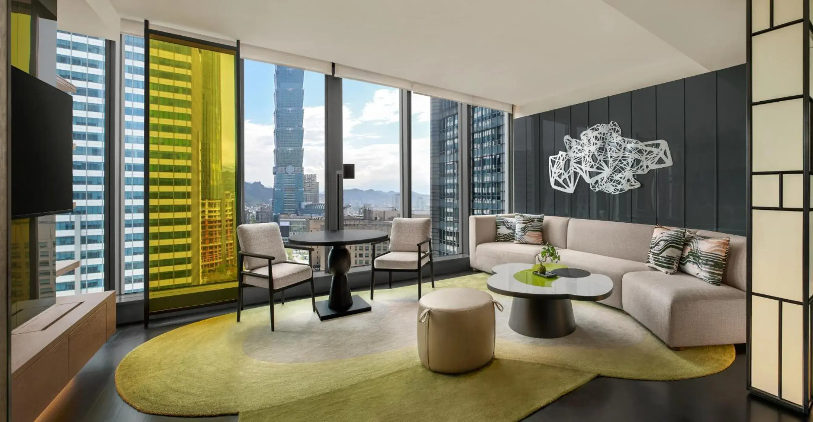 Fantastic Suite, 1 Bedroom Suite, 1 King, TAIPEI 101 view in W Taipei Fantastic Suite, 1 Bedroom Suite, 1 King, TAIPEI 101 view in W Taipei