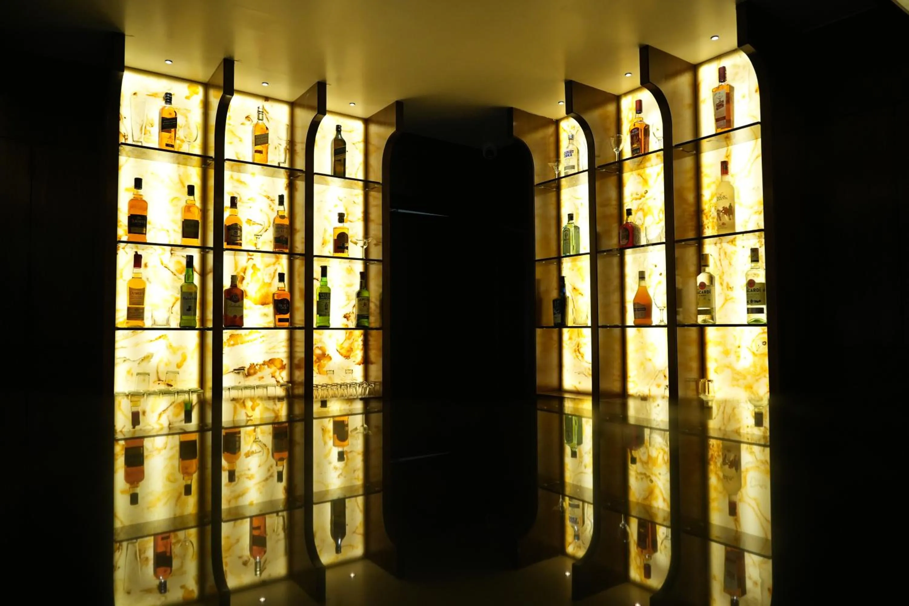 Lounge or bar in Cygnett Inn Ramachandra