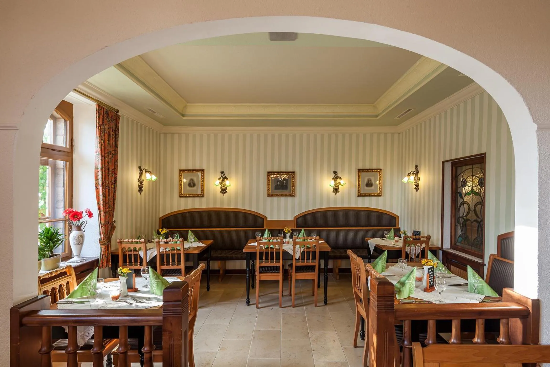 Restaurant/places to eat in Hotel Pfaffenhofen
