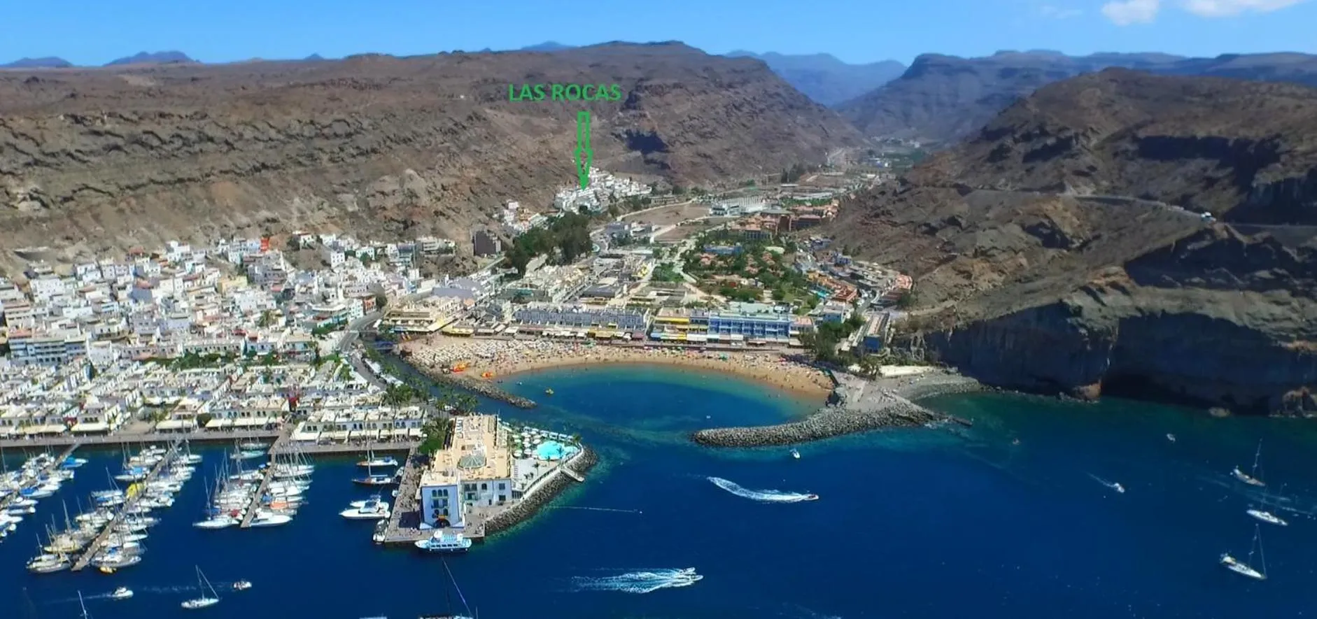 On site in Billy's Las Rocas Apt Playa de Mogan with pool access