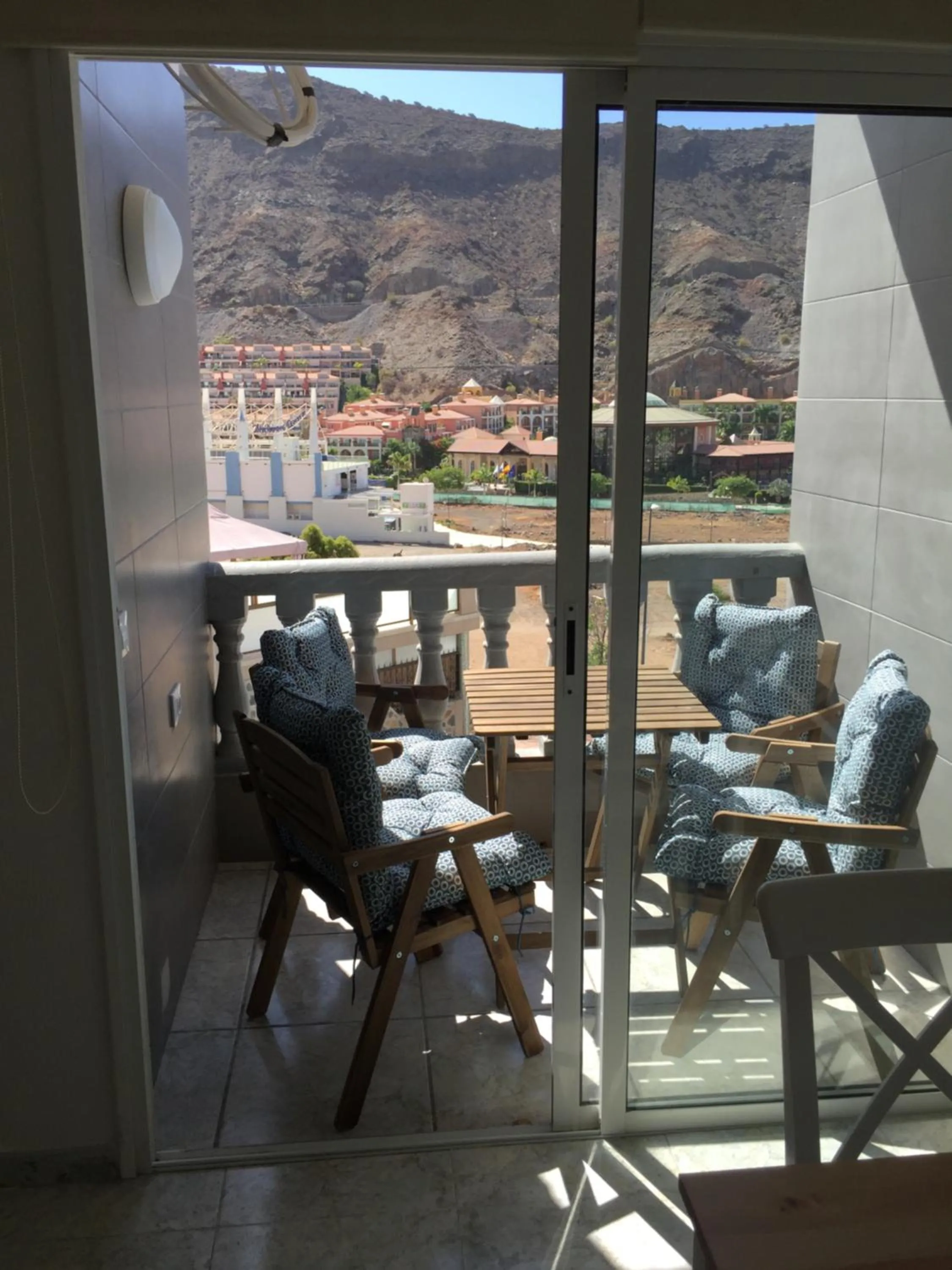 Balcony/Terrace in Billy's Las Rocas Apt Playa de Mogan with pool access