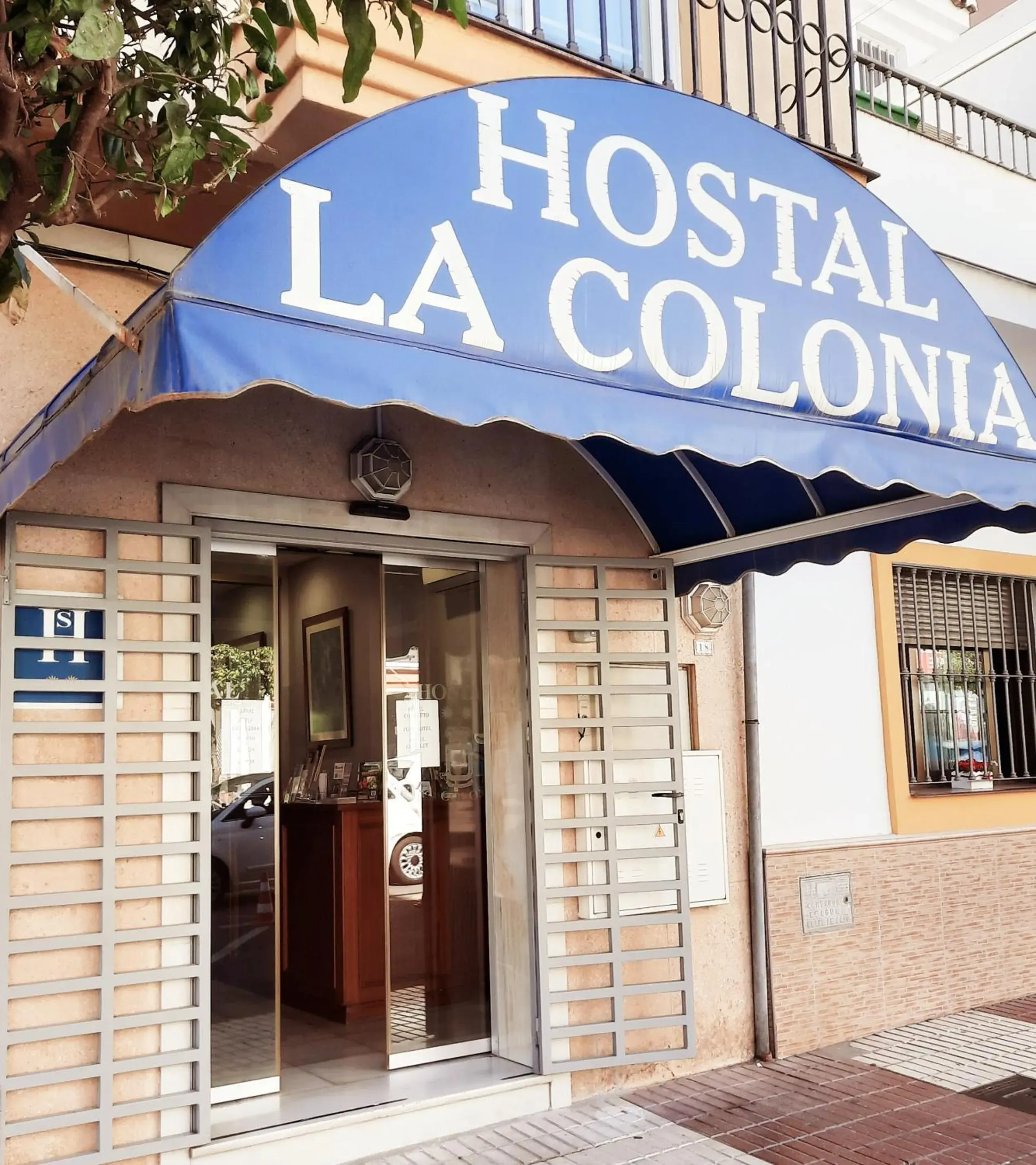 Hostal La Colonia Hostal La Colonia