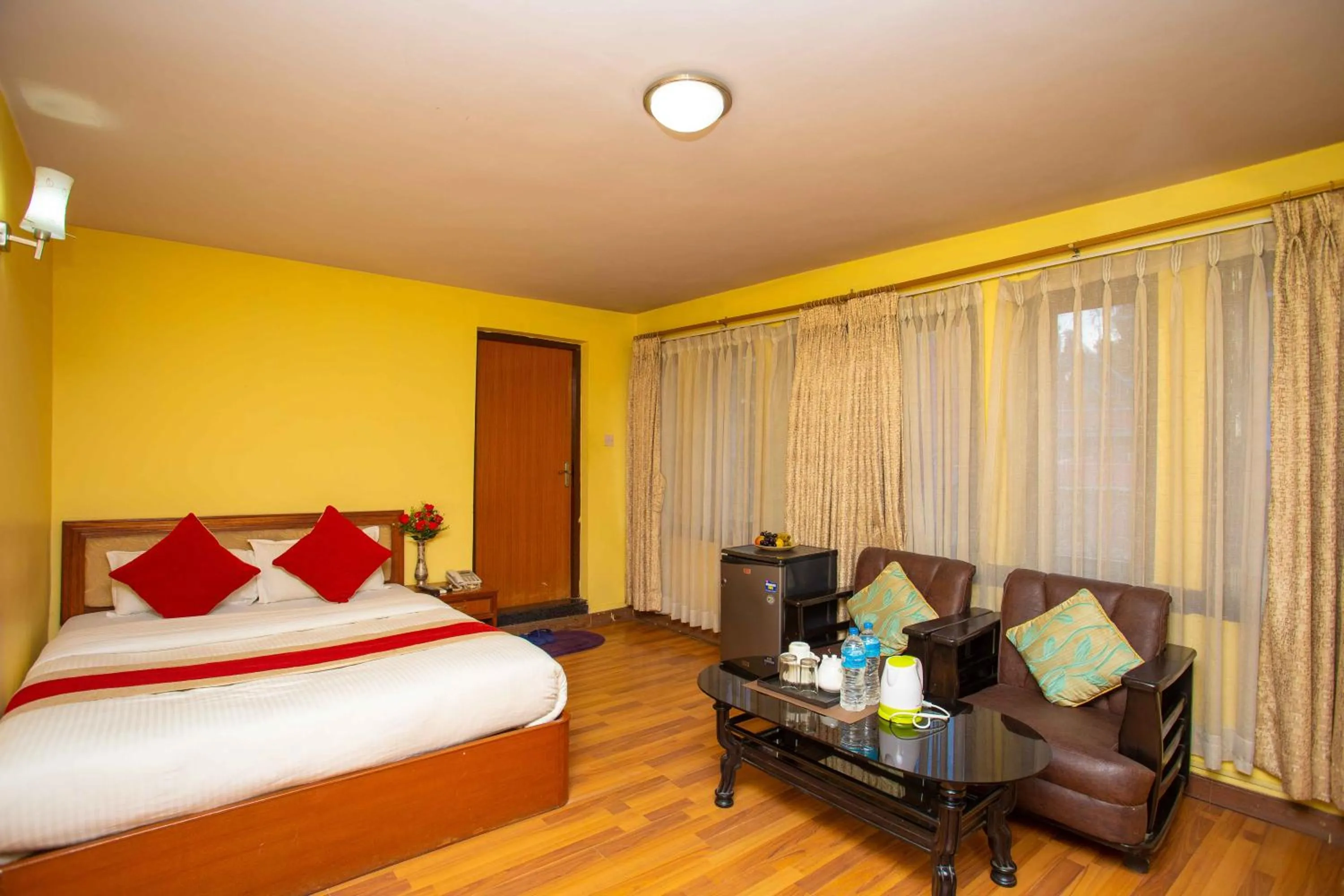 Shower, Bed in Hotel Blue Horizon