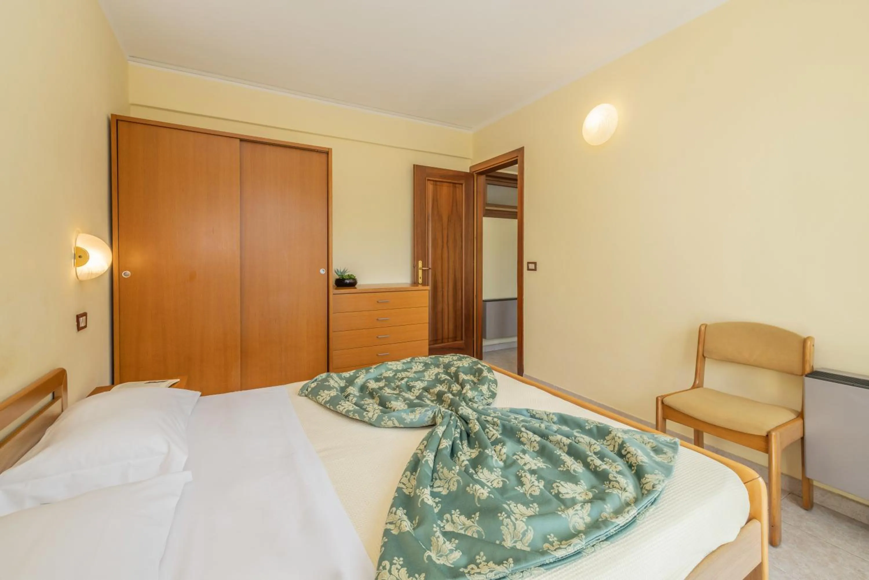 Bed in Hotel Residence Campi