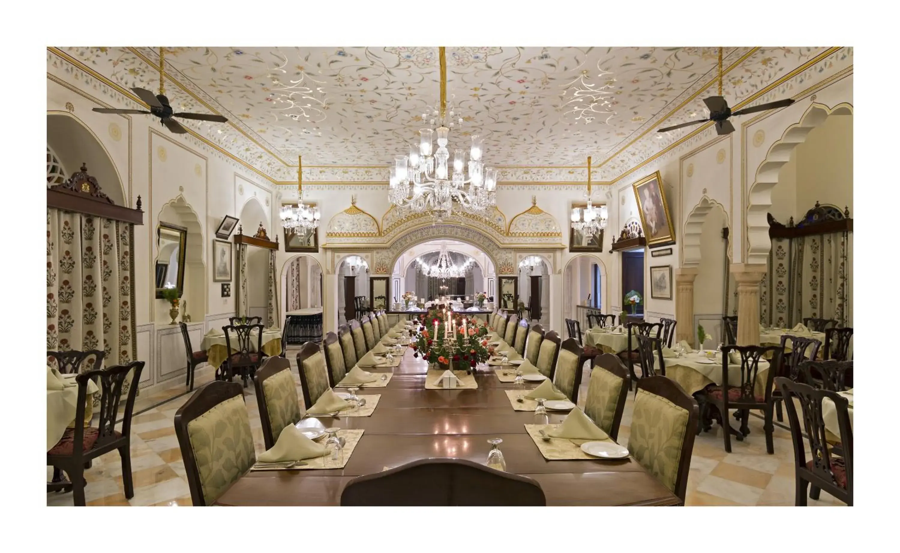 Restaurant/places to eat in Nahargarh Ranthambhore Restaurant/places to eat in Nahargarh Ranthambhore