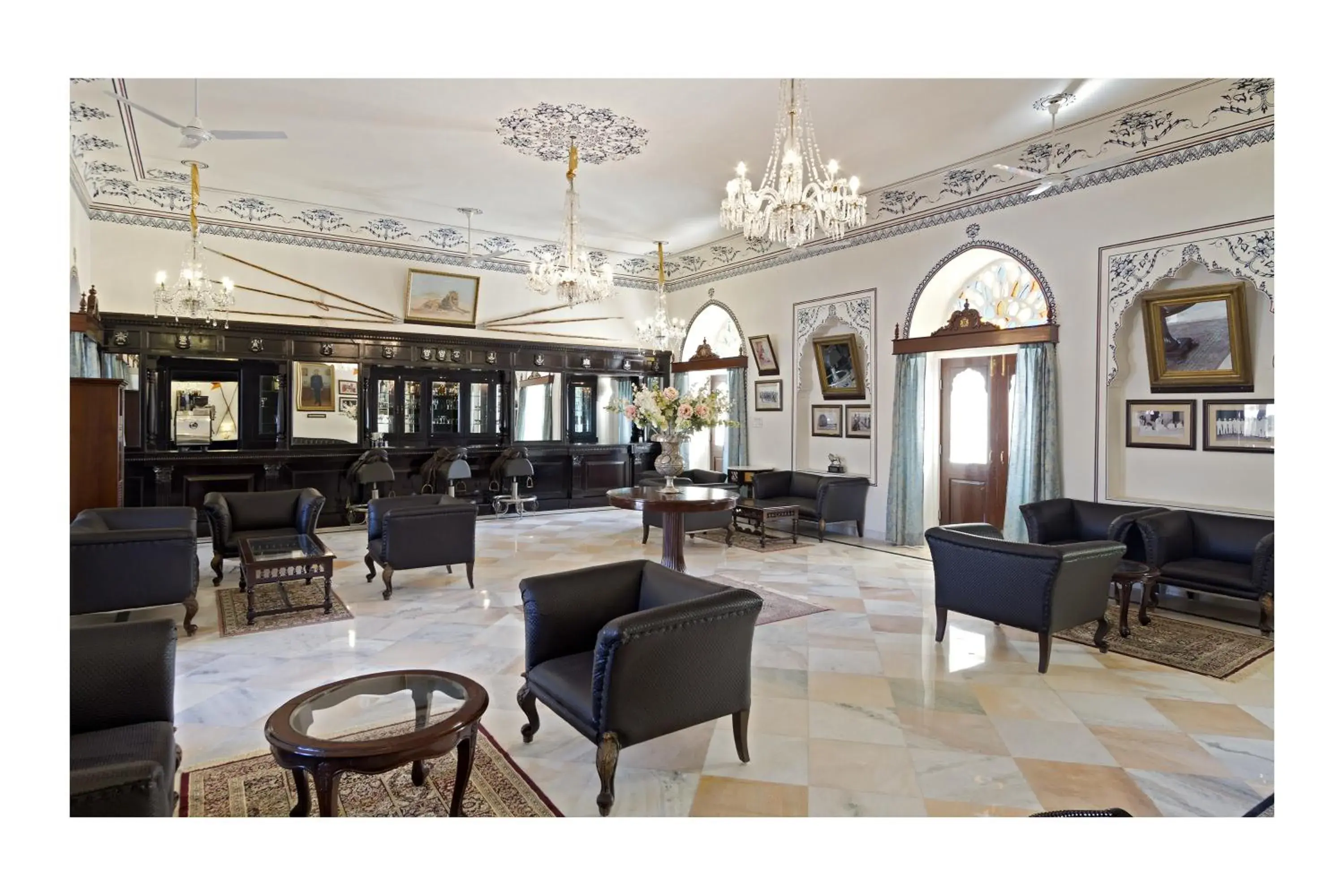 Lounge or bar in Nahargarh Ranthambhore Lounge or bar in Nahargarh Ranthambhore