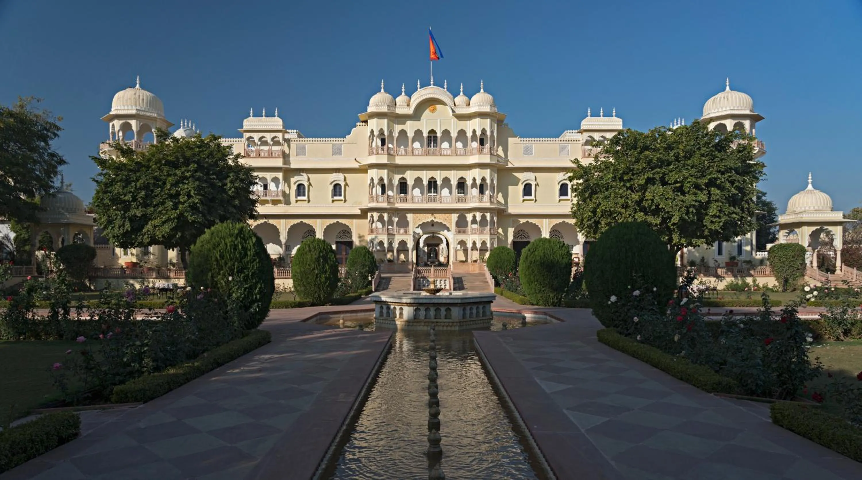 Facade/entrance in Nahargarh Ranthambhore