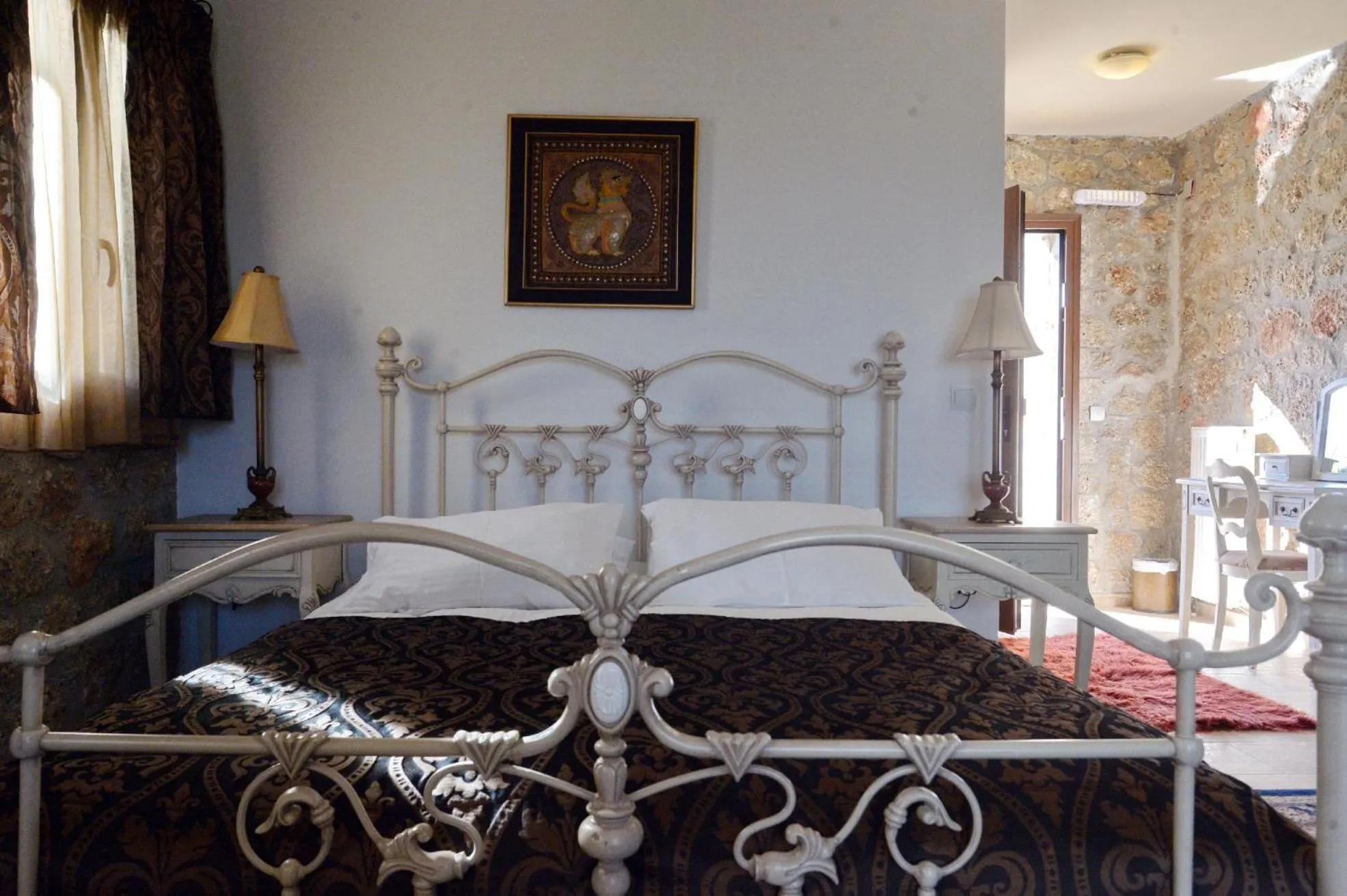 Bedroom, Bed in Trikalon Muses Art Suites