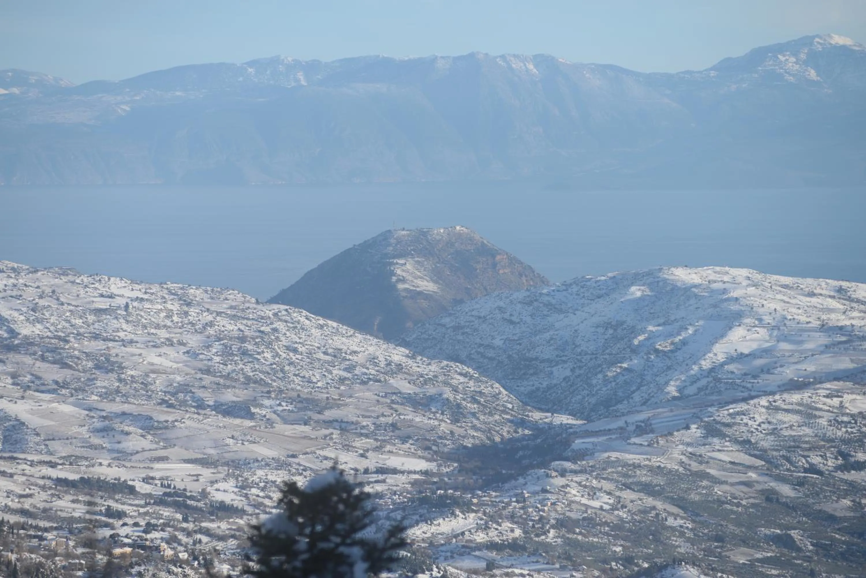 Day in Trikalon Muses Art Suites