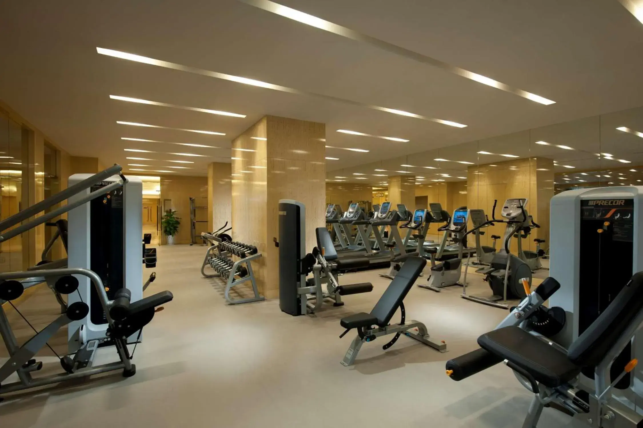 Fitness centre/facilities in Hilton Xi'an Fitness centre/facilities in Hilton Xi'an