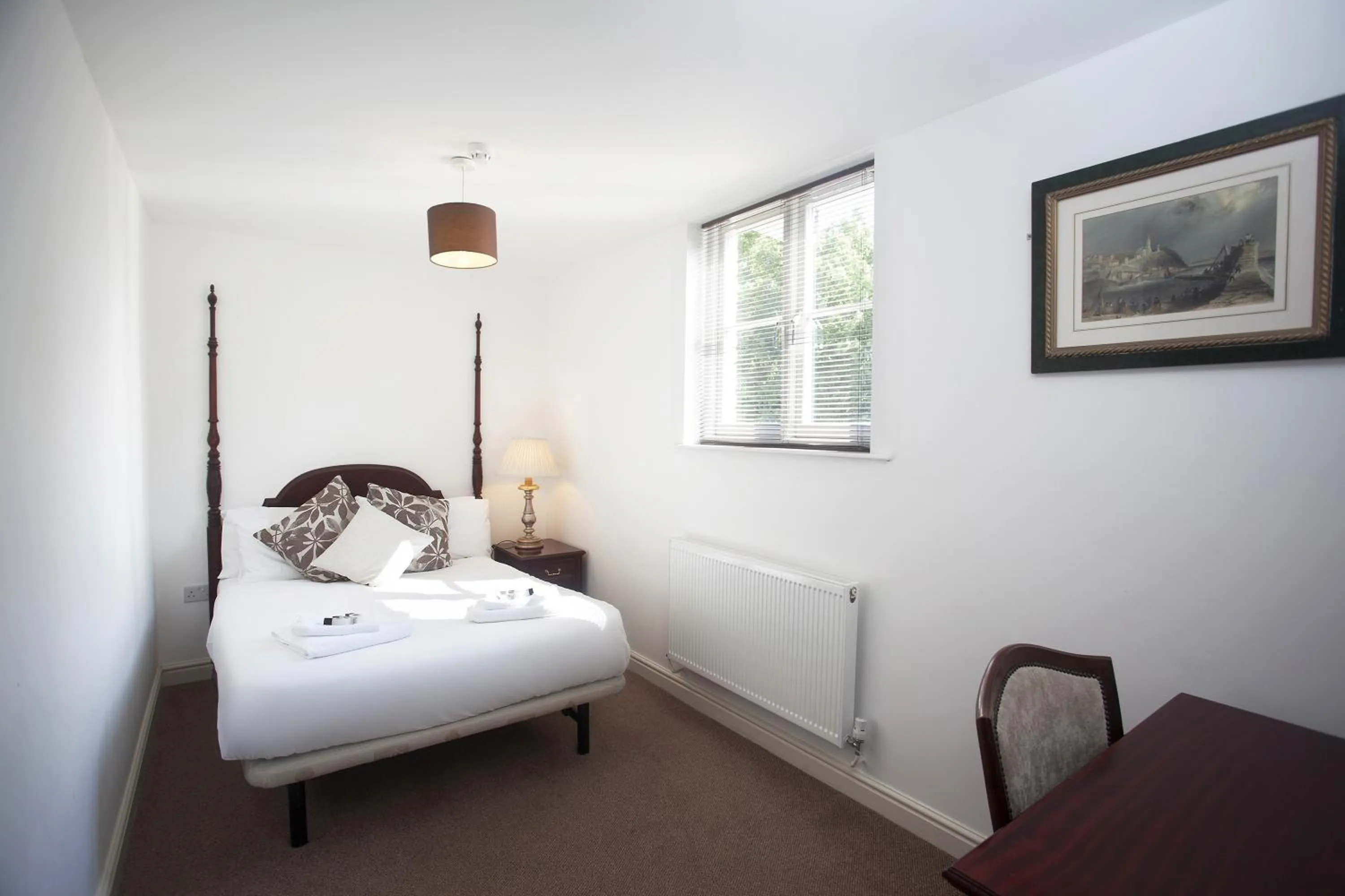 Day, Bed in The Five Bells