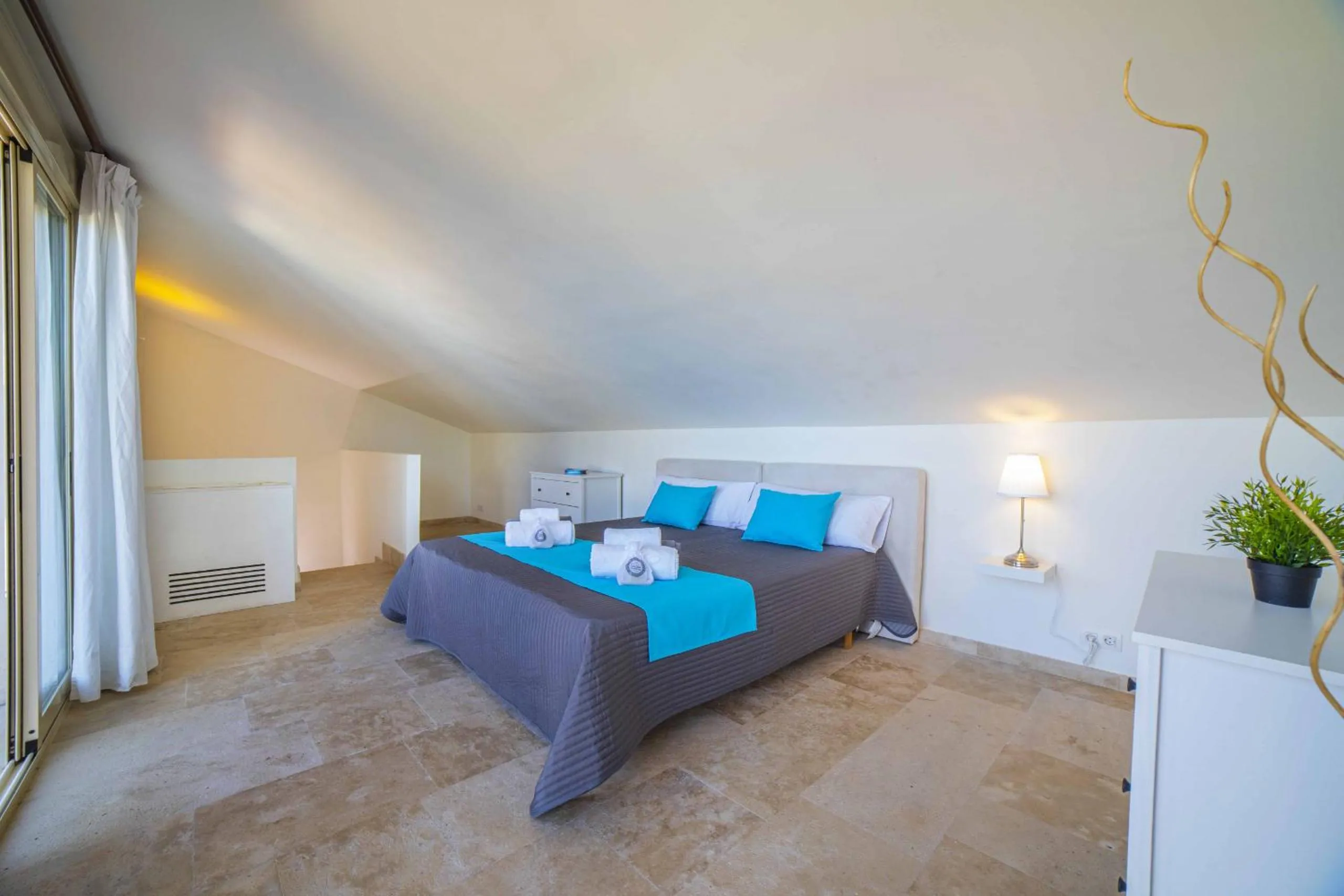 Bed in Villa Bonaire Sky / Villa Carmen
