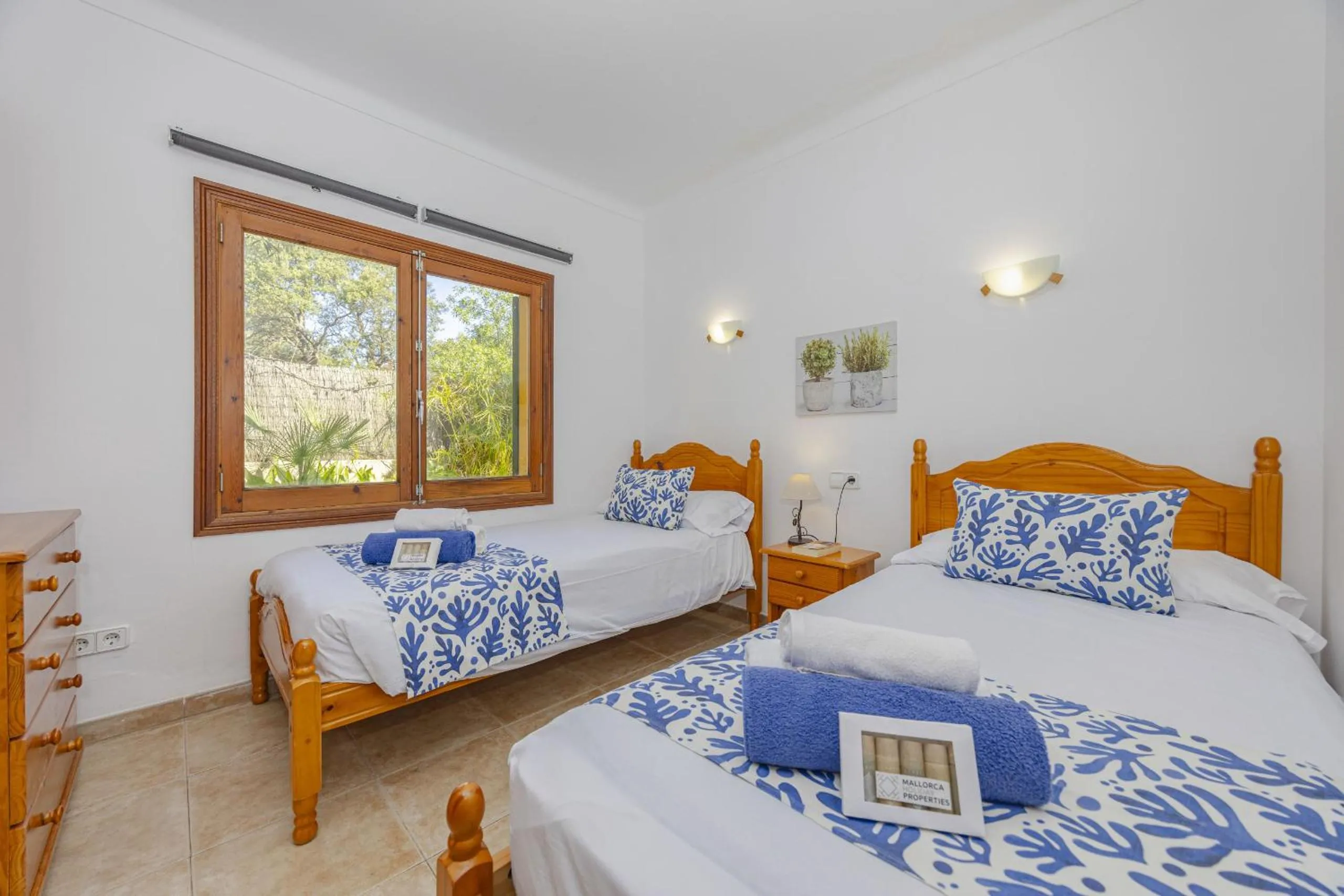 Bed in Villa El Mal Pas / Can Seguinet