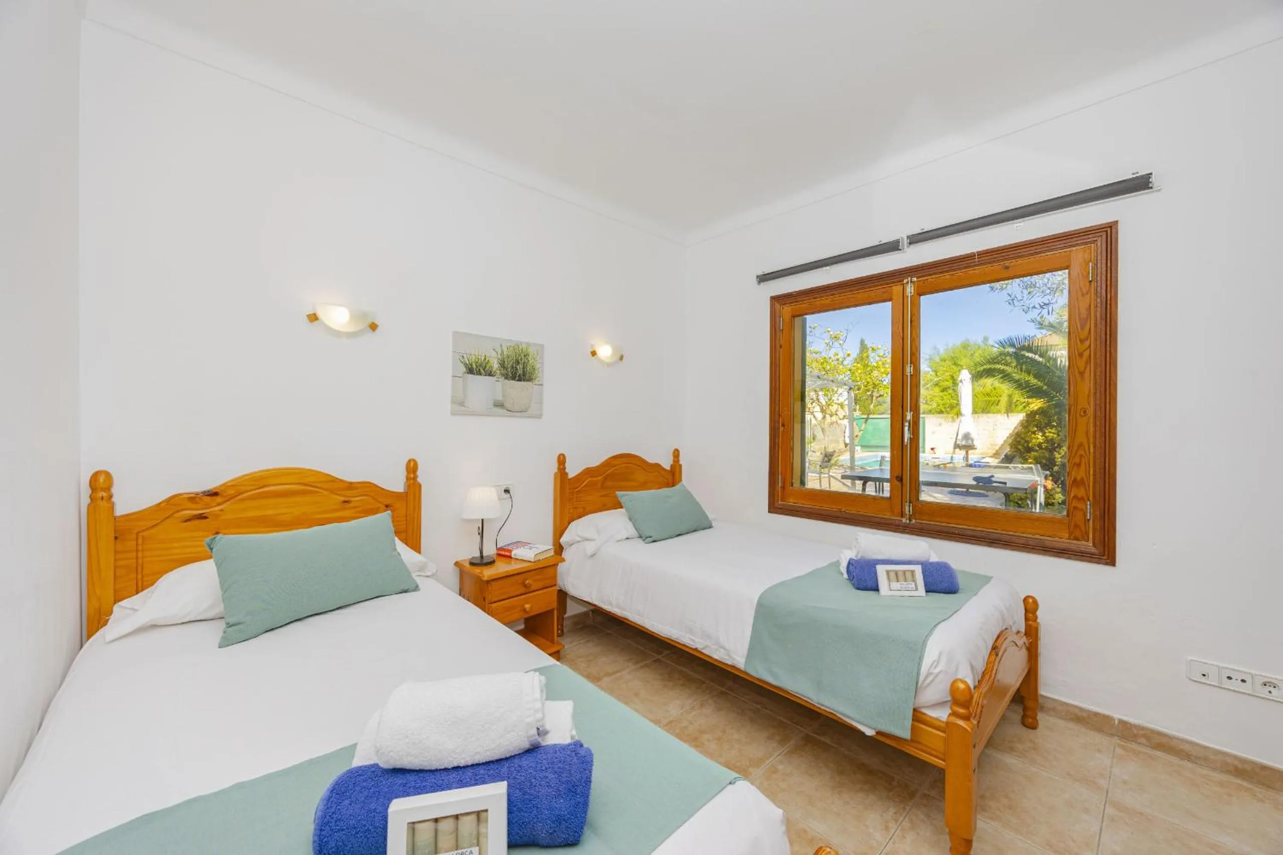 Bed in Villa El Mal Pas / Can Seguinet