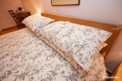 Bed in Aprile