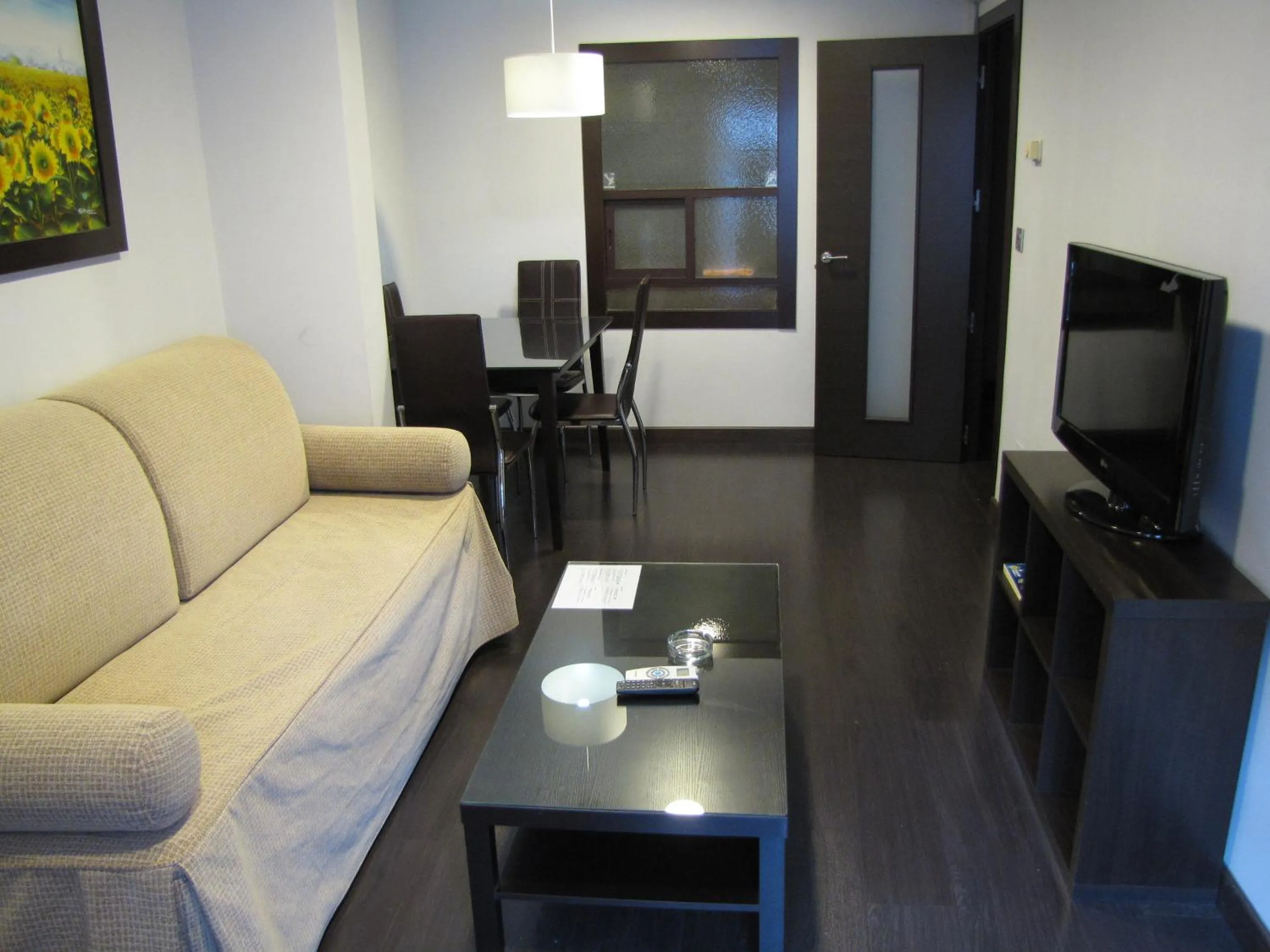 TV and multimedia in Apartamentos Boutique Catedral