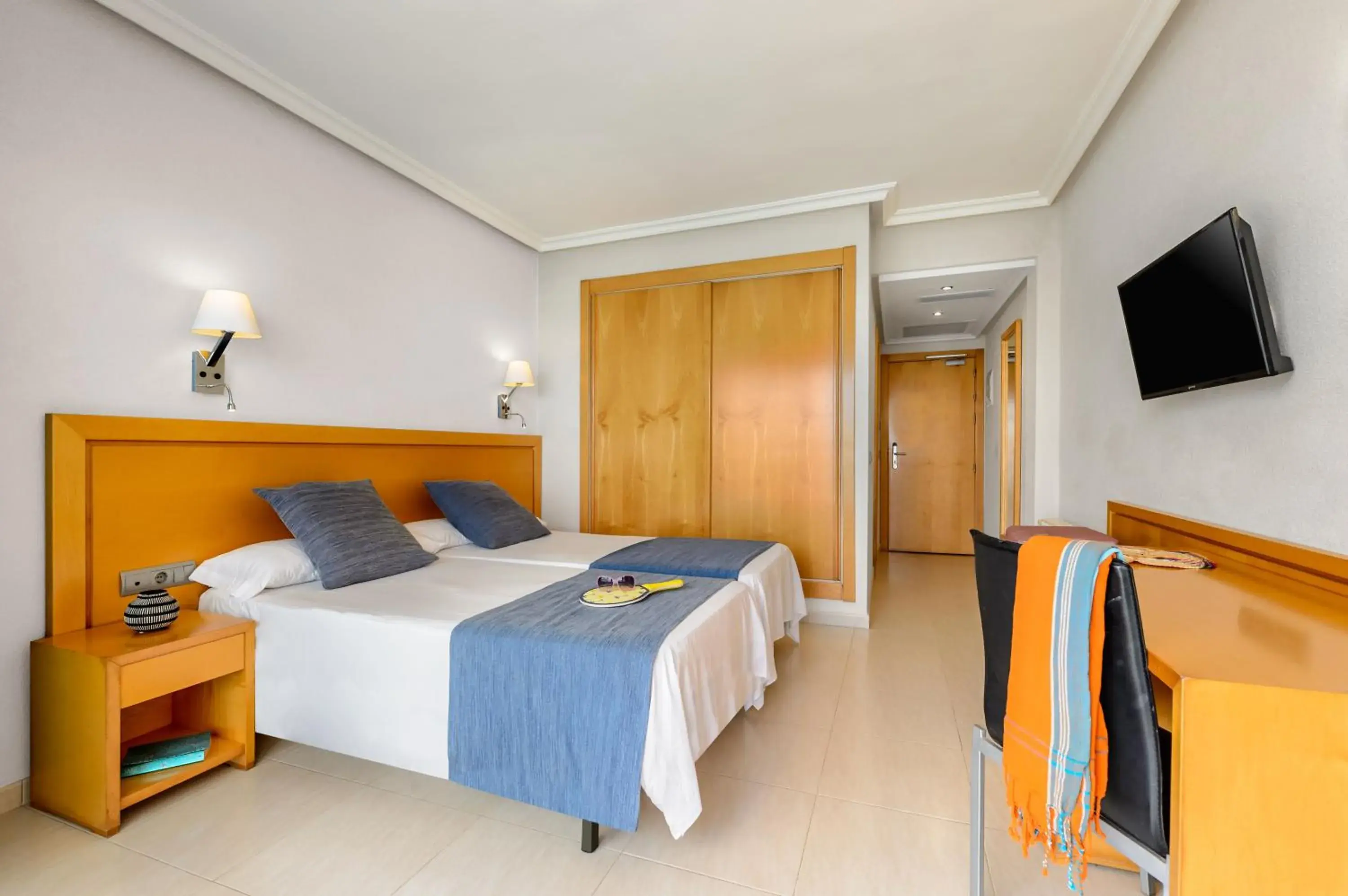 Twin Room in Hotel Vibra s'Estanyol Twin Room in Hotel Vibra s'Estanyol