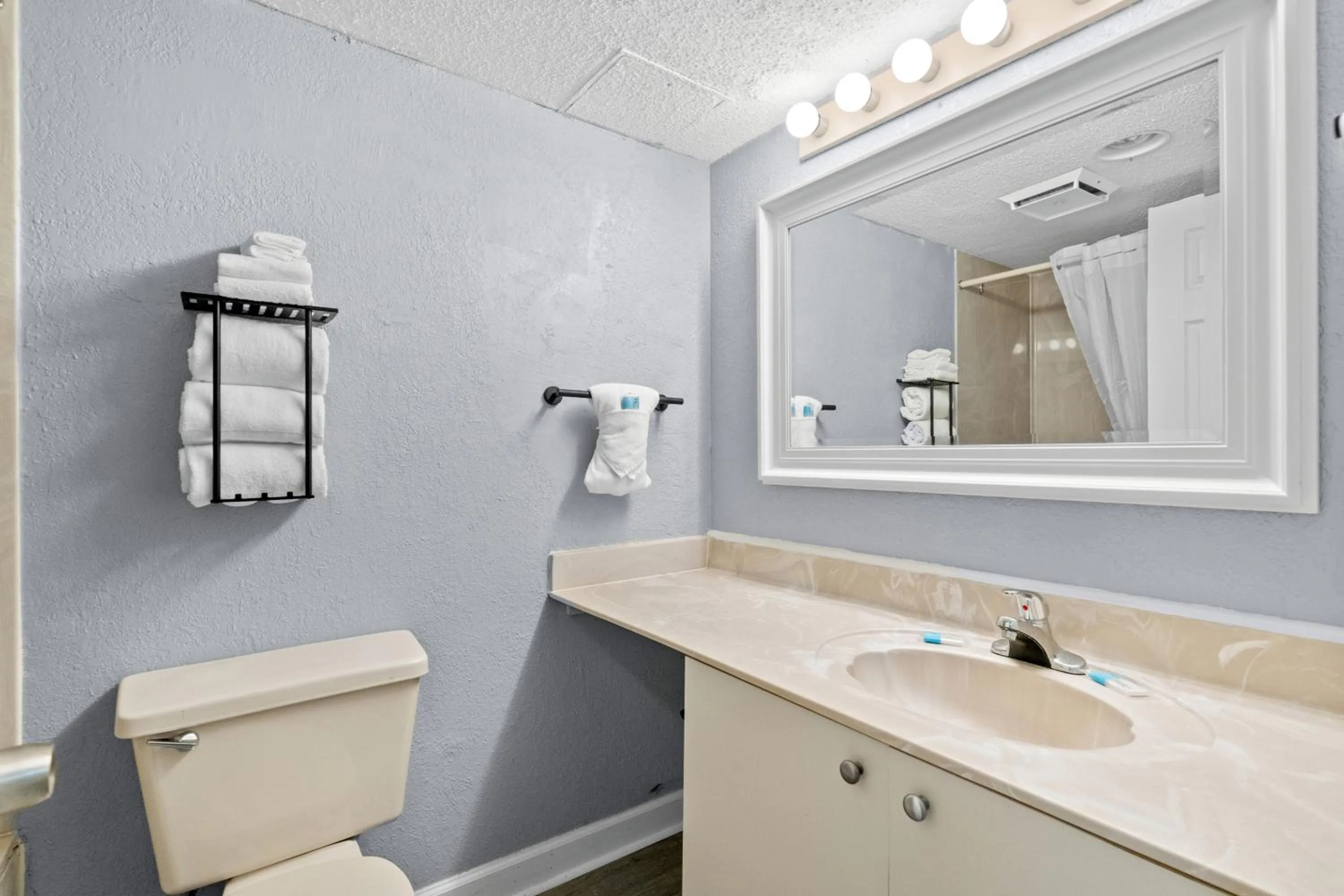 Bathroom in Yachtsman Oceanfront Resort