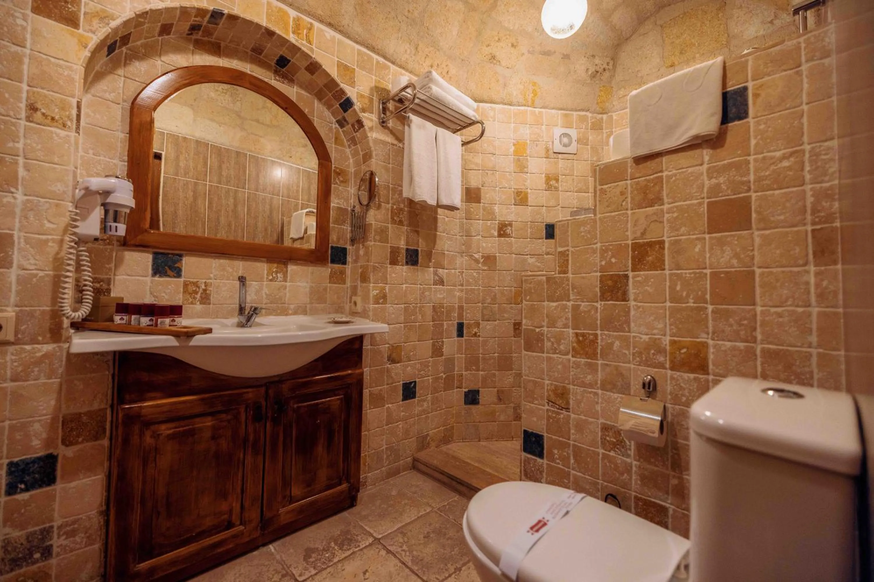 Bathroom in Mithra Cave Cappadocia