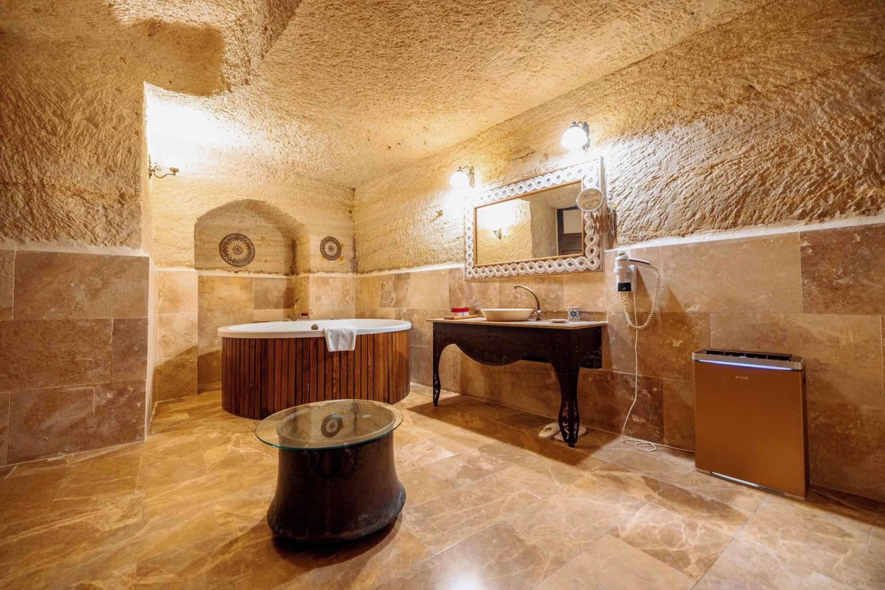 Bathroom in Mithra Cave Cappadocia