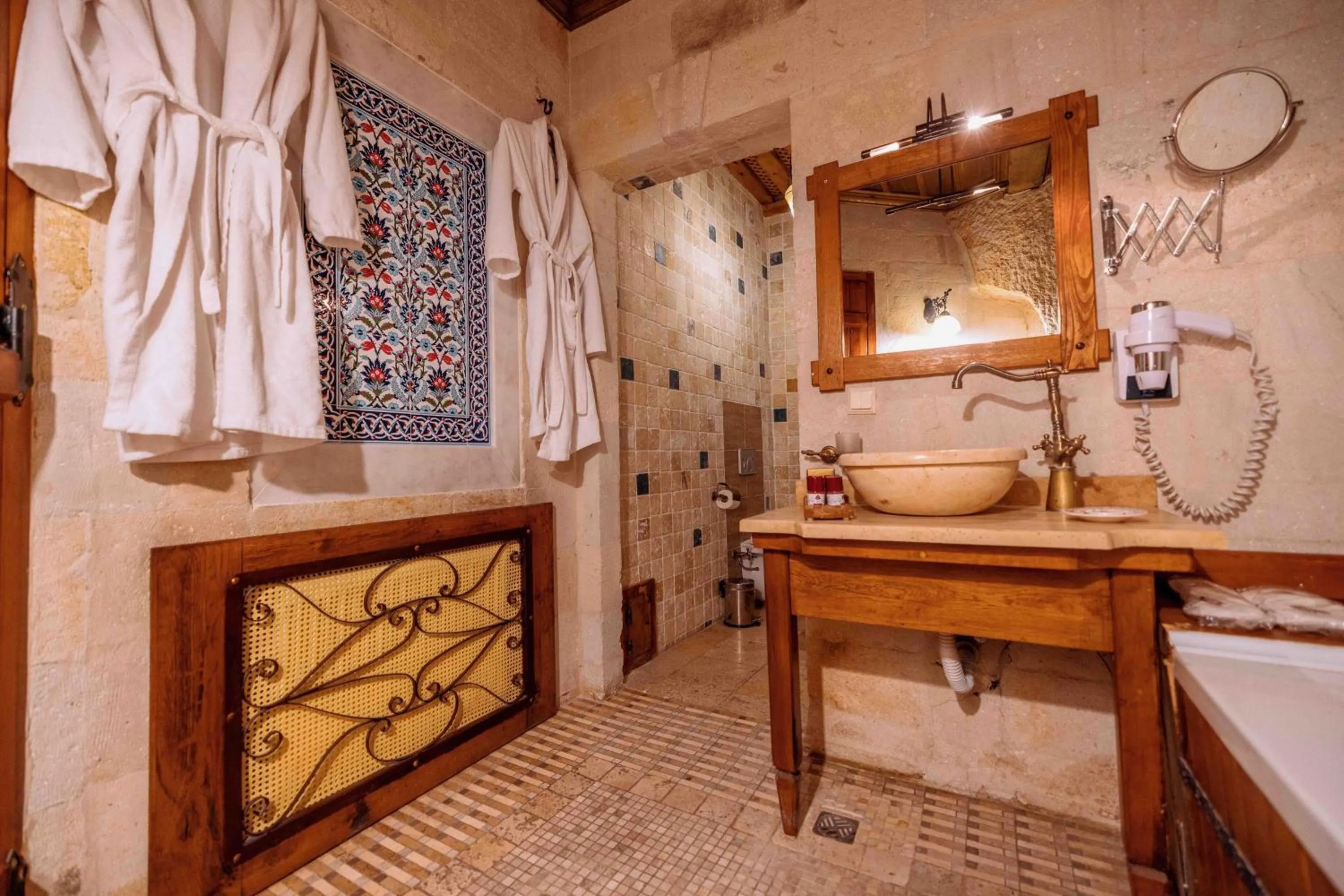 Bathroom in Mithra Cave Cappadocia