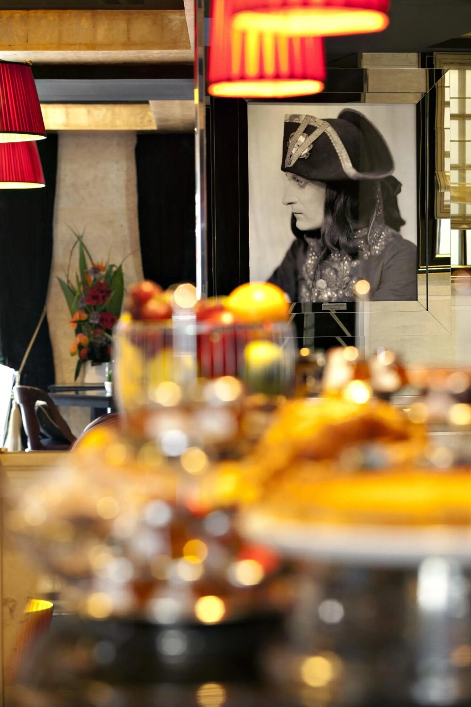 Decorative detail in Maison Albar- Le Champs-Elysées