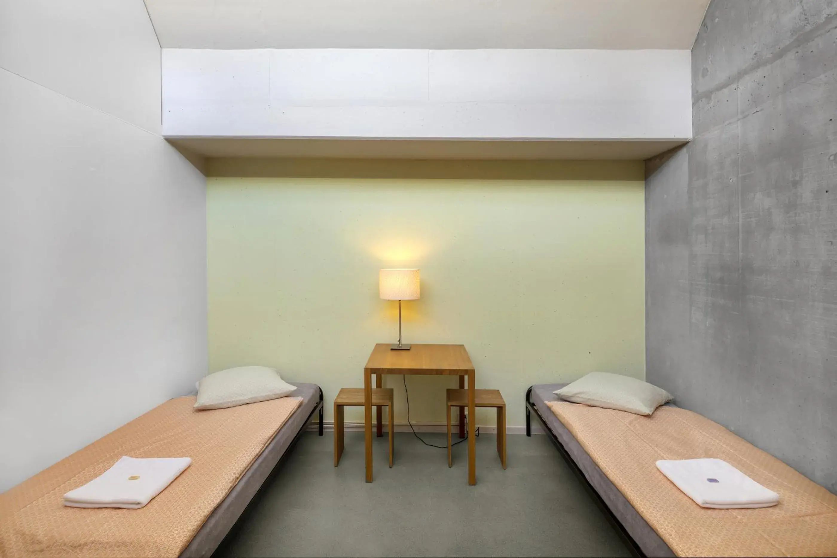 Twin Room with Shared Bathroom in Lausanne Youth Hostel Jeunotel Twin Room with Shared Bathroom in Lausanne Youth Hostel Jeunotel