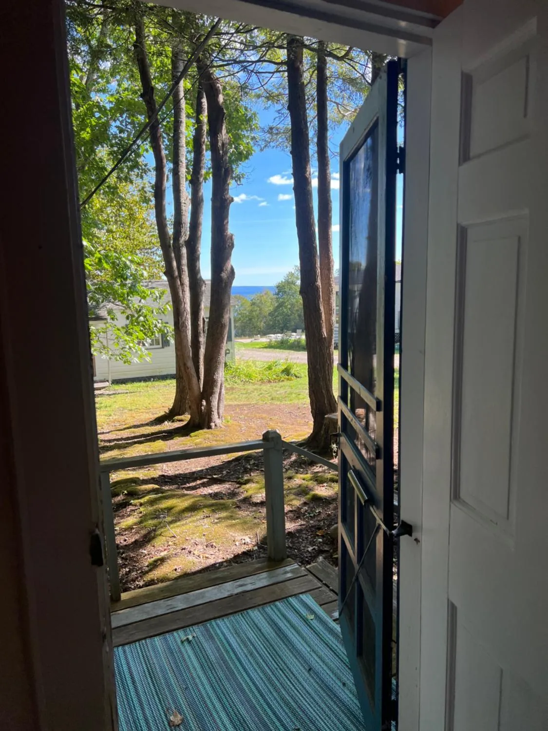 Sea view in High Tide Inn on the Ocean, Motel and Cottages