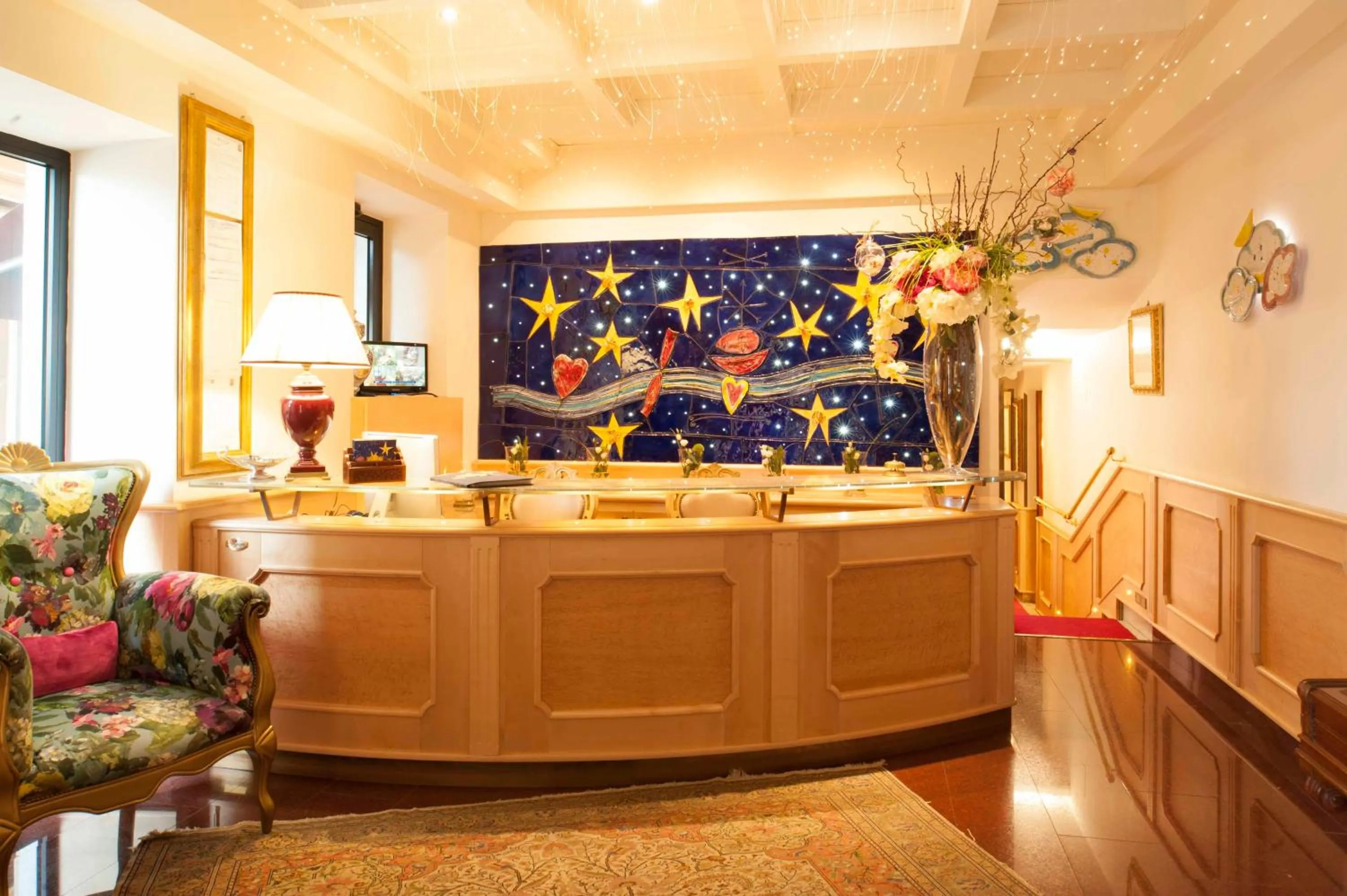Lobby or reception in Hotel Astigiana & Appartamenti