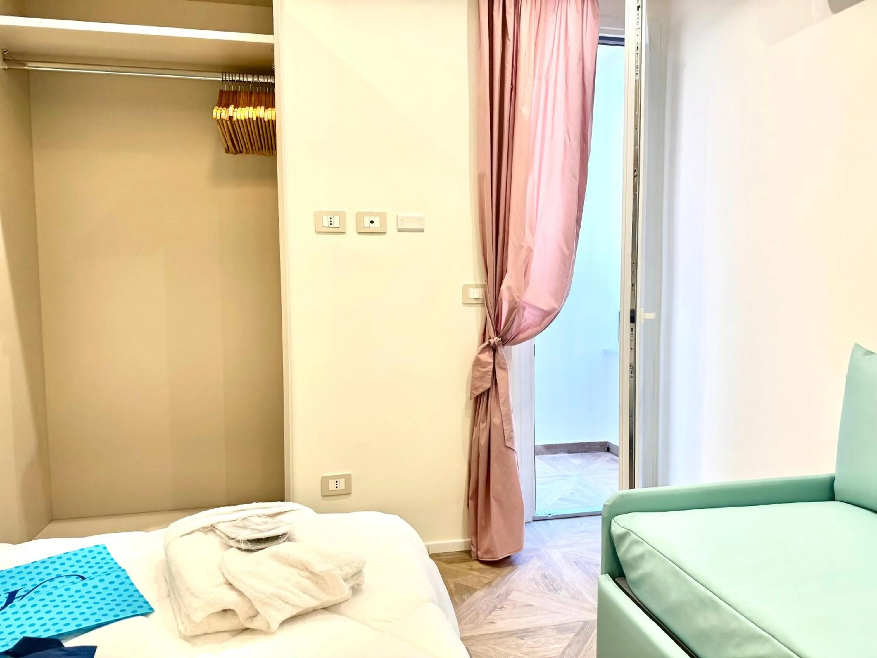 Bed in Hotel Astigiana & Appartamenti